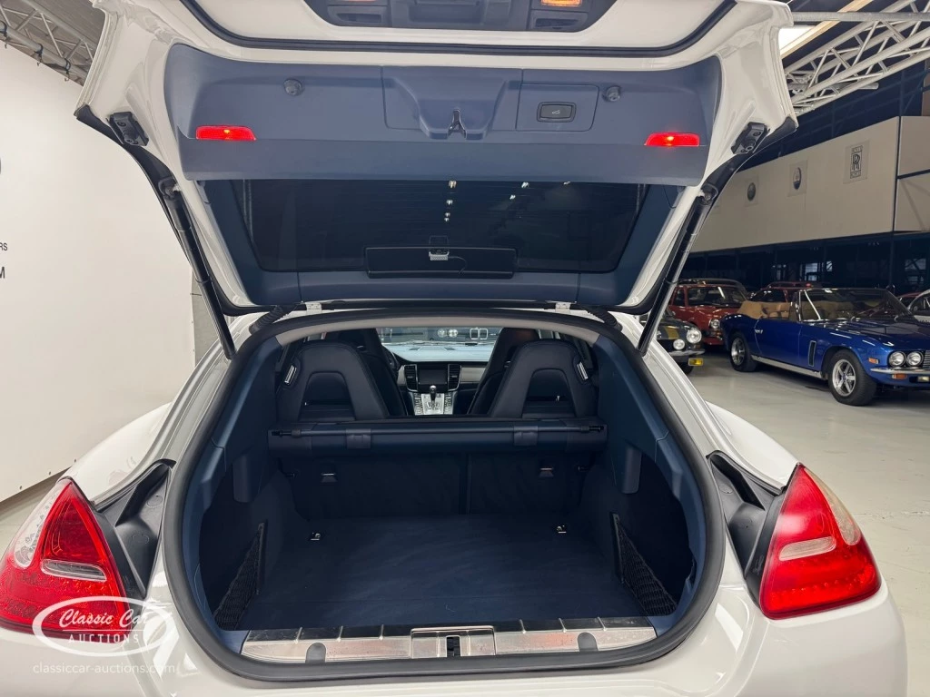 Hoofdafbeelding Porsche Panamera