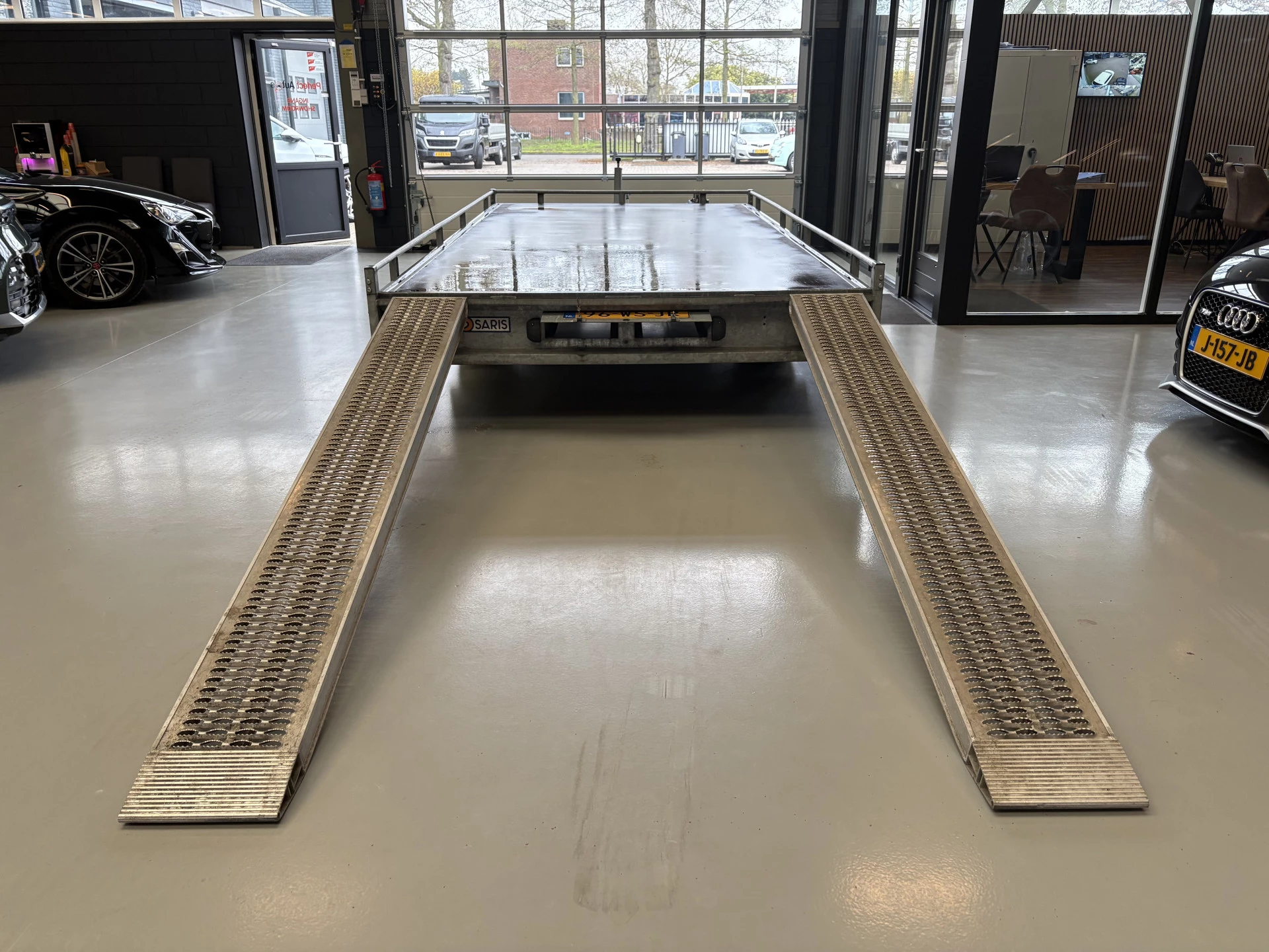 Hoofdafbeelding Saris C2700