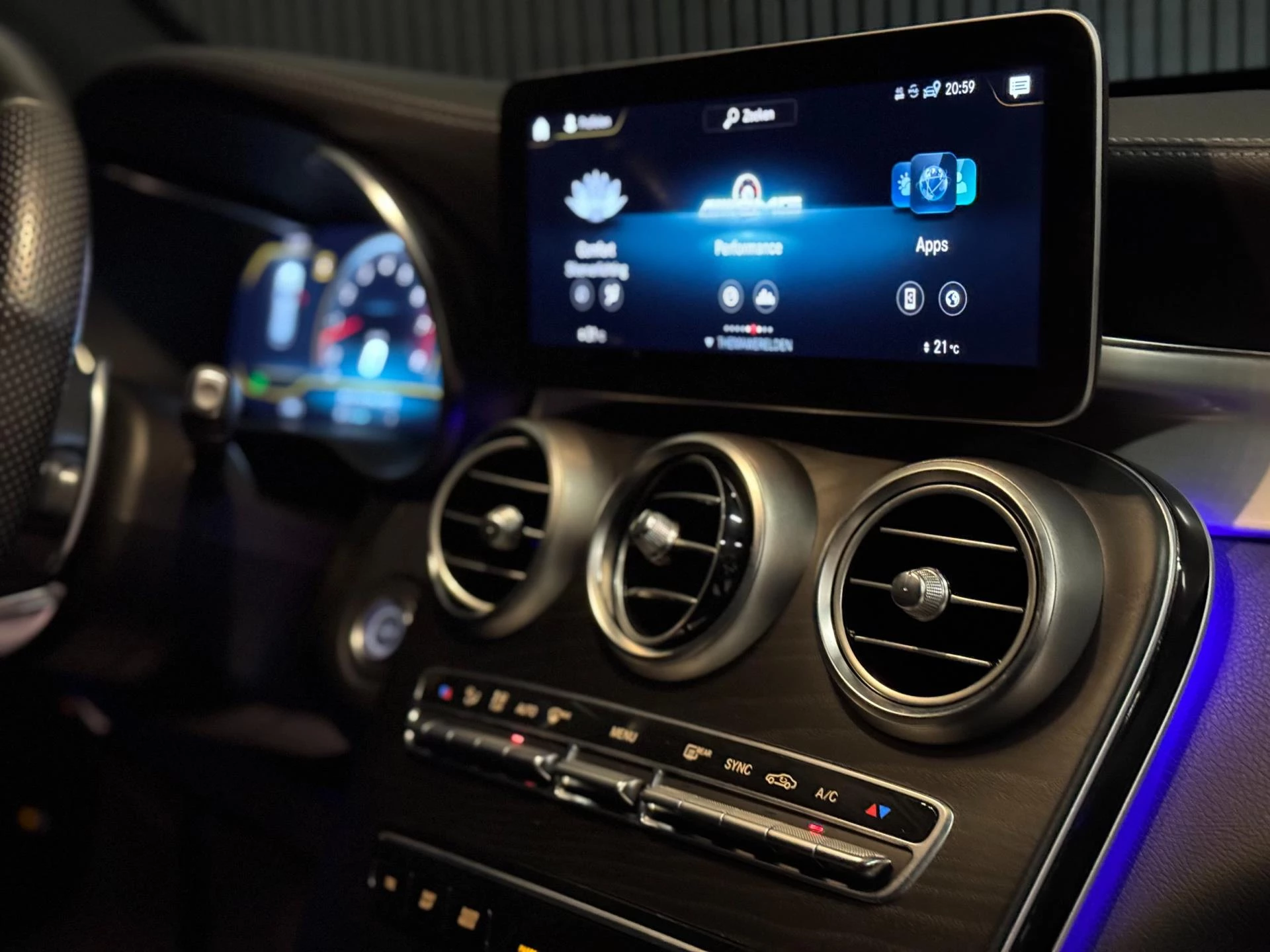 Hoofdafbeelding Mercedes-Benz GLC