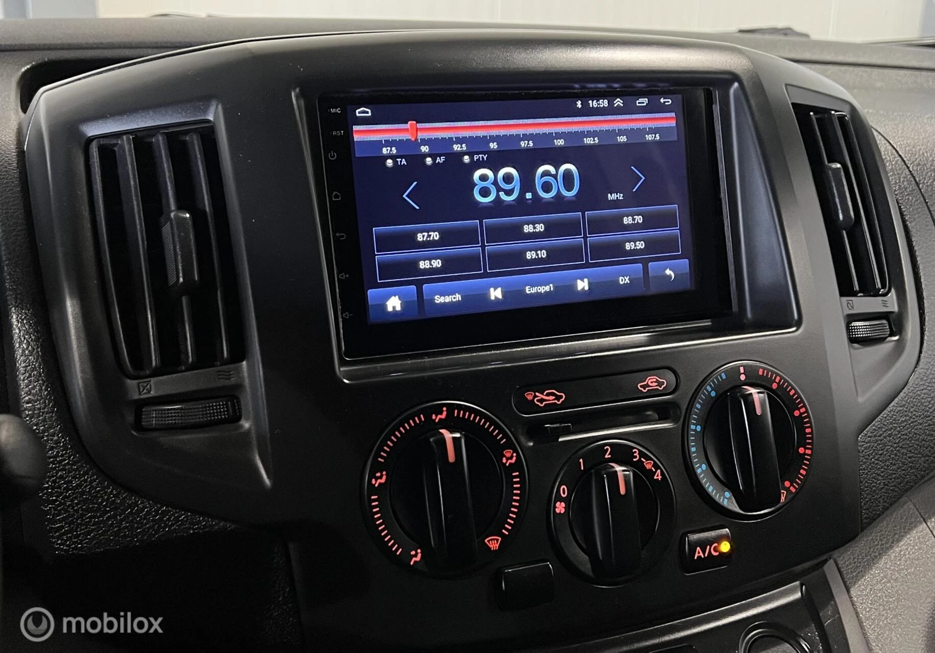 Hoofdafbeelding Nissan NV200