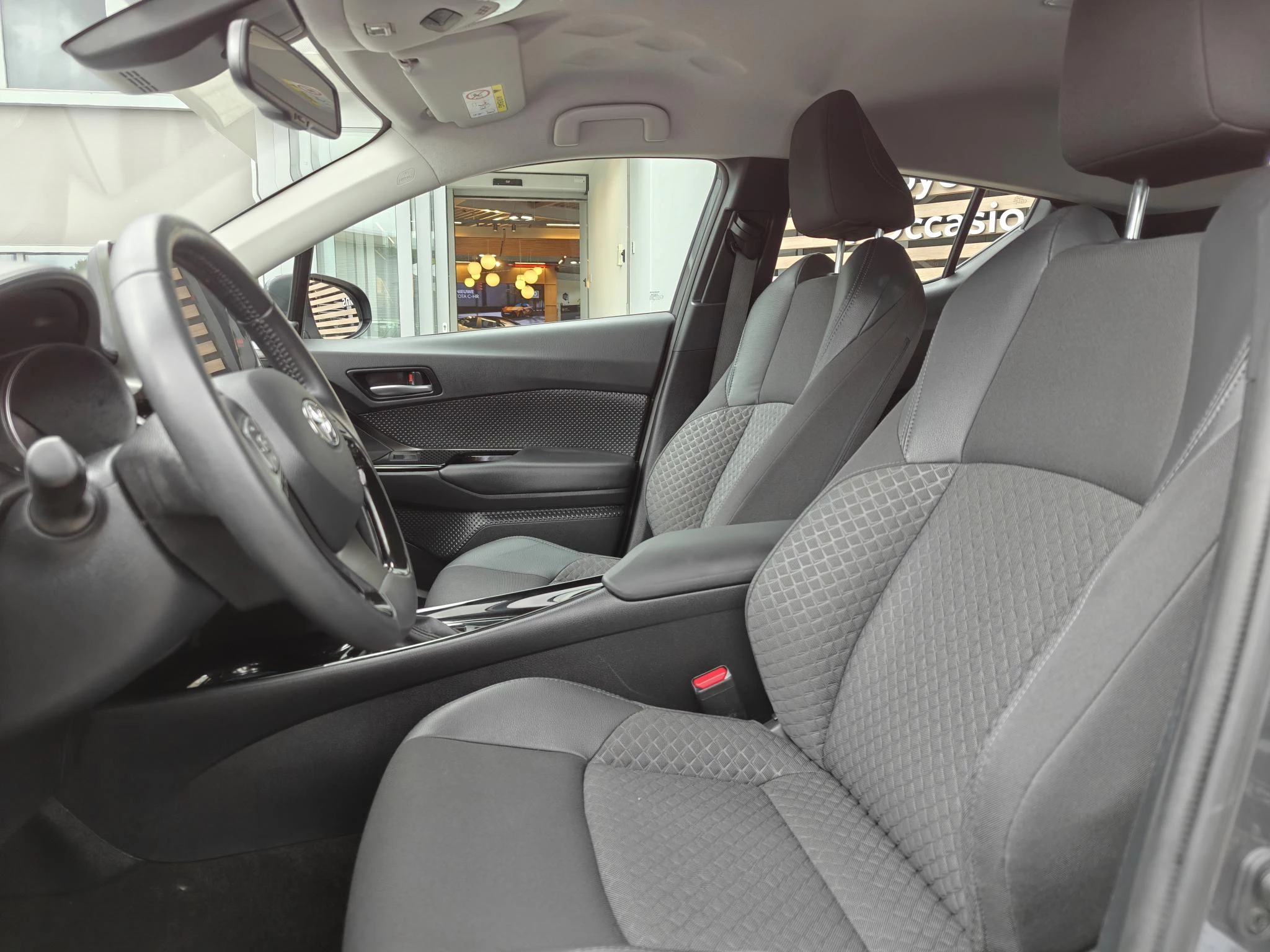 Hoofdafbeelding Toyota C-HR