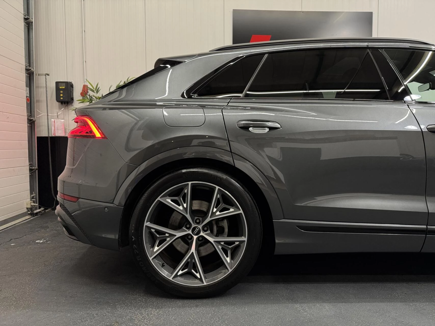 Hoofdafbeelding Audi Q8