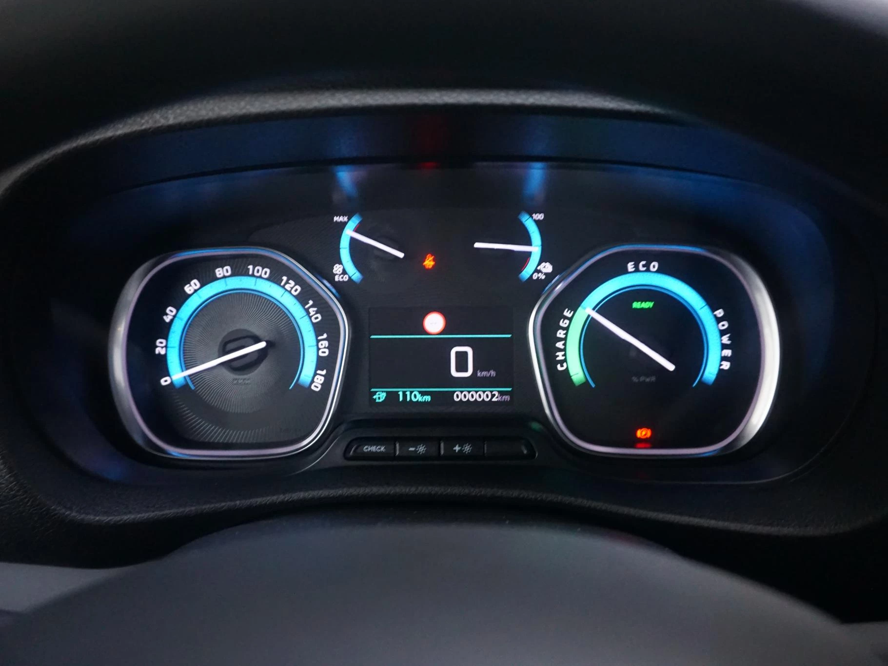 Hoofdafbeelding Peugeot e-Expert