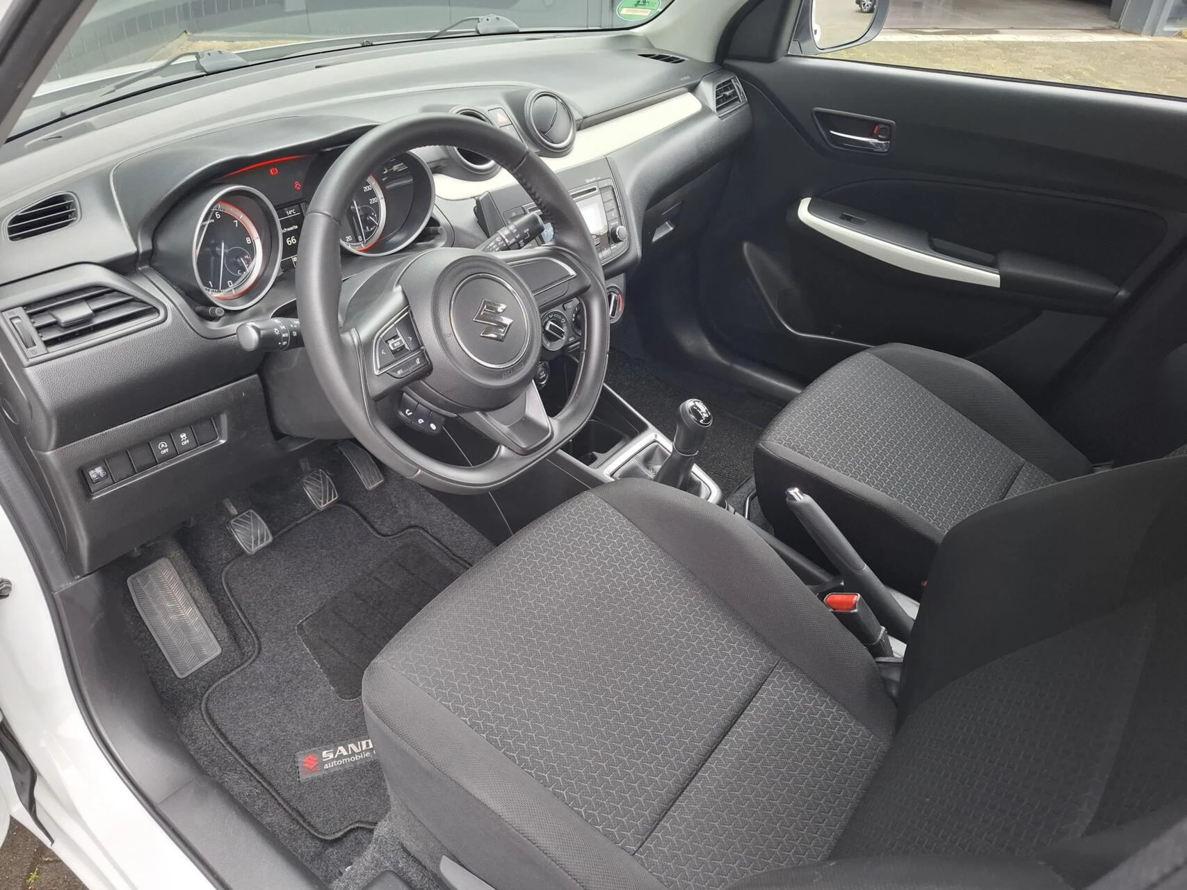 Hoofdafbeelding Suzuki Swift