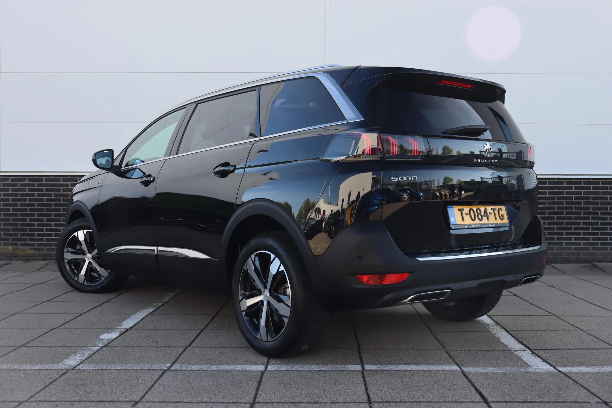 Hoofdafbeelding Peugeot 5008