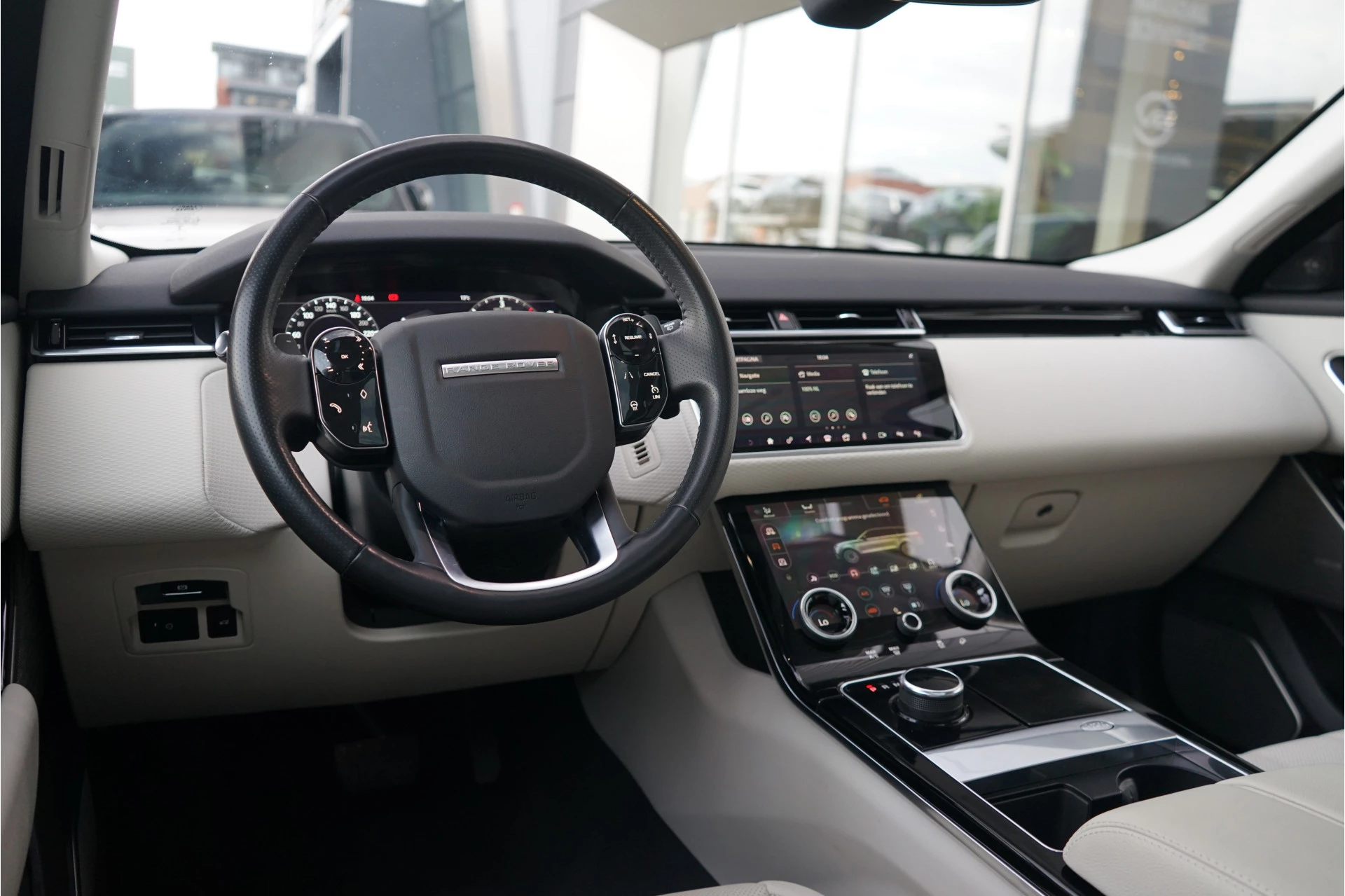 Hoofdafbeelding Land Rover Range Rover Velar