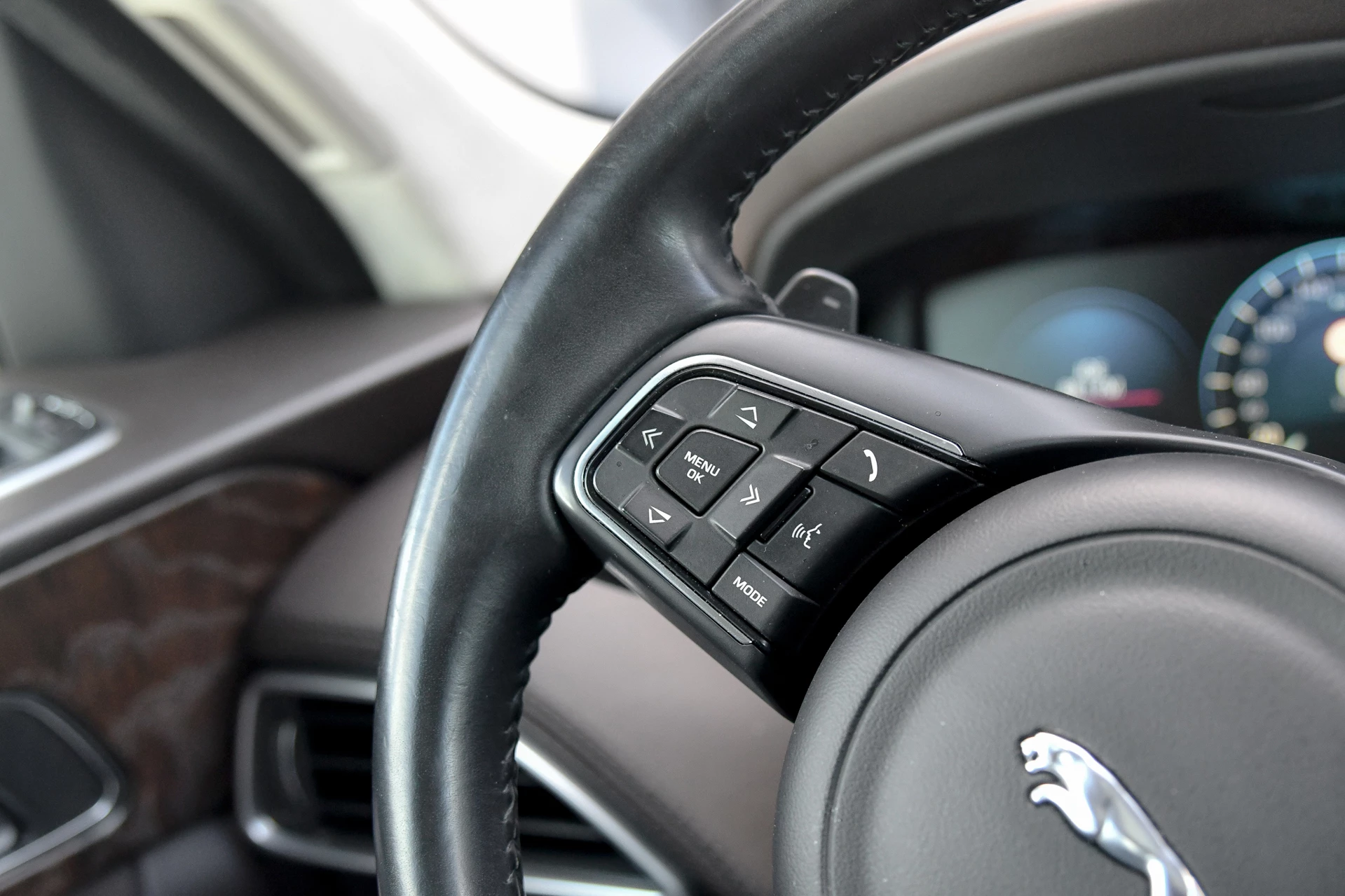 Hoofdafbeelding Jaguar F-PACE