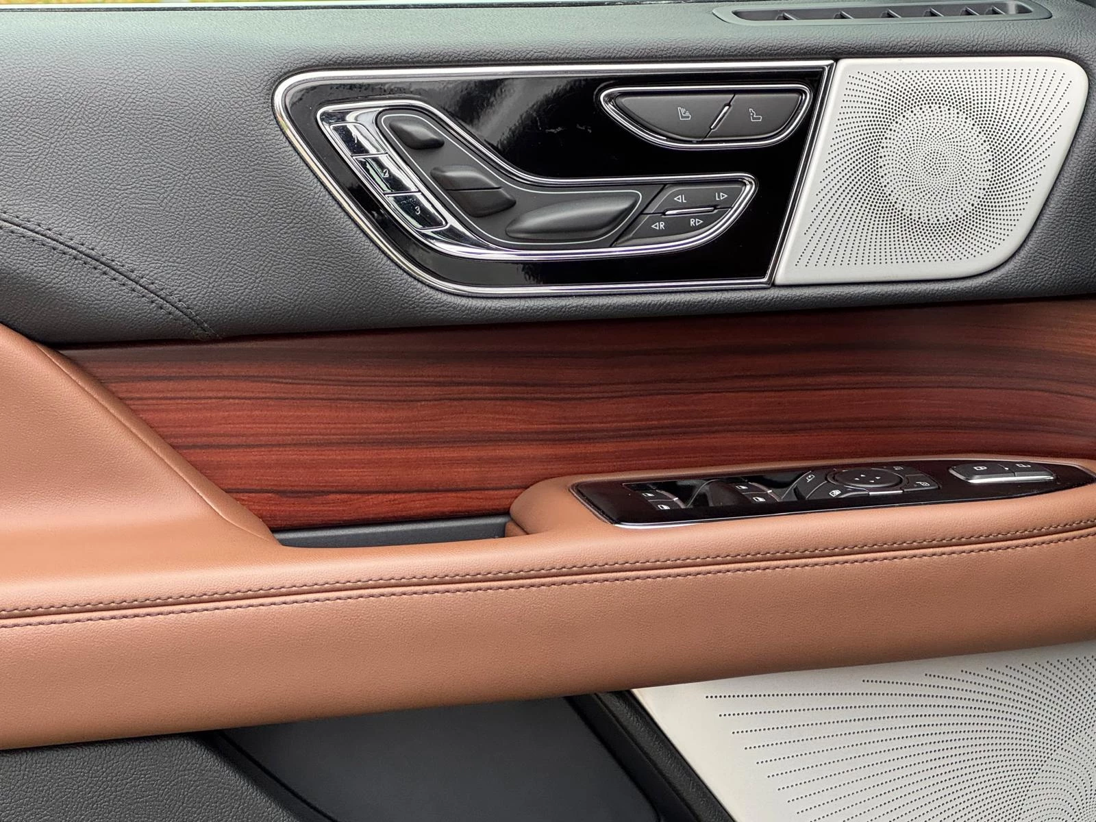 Hoofdafbeelding Lincoln Navigator