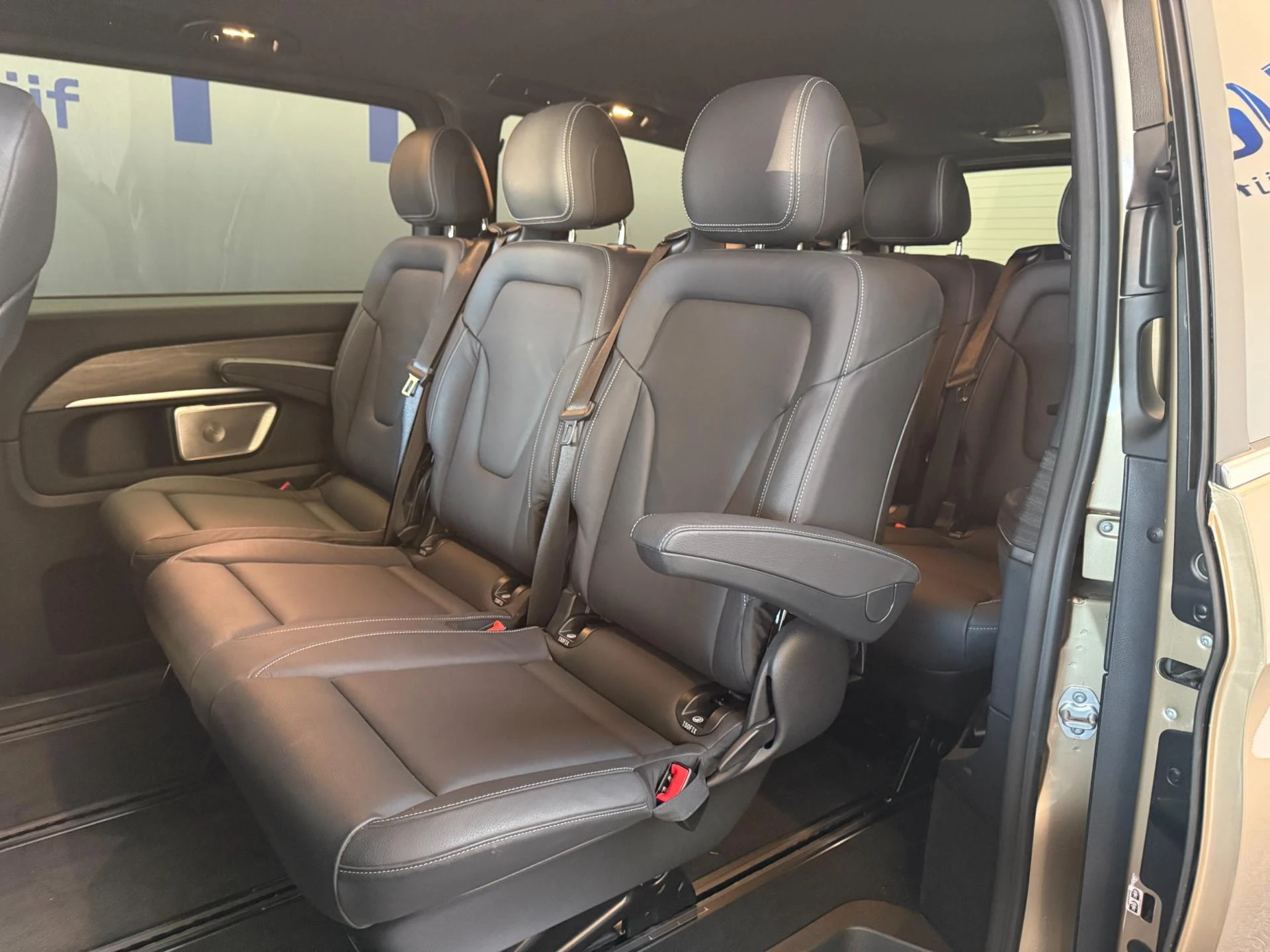 Hoofdafbeelding Mercedes-Benz EQV