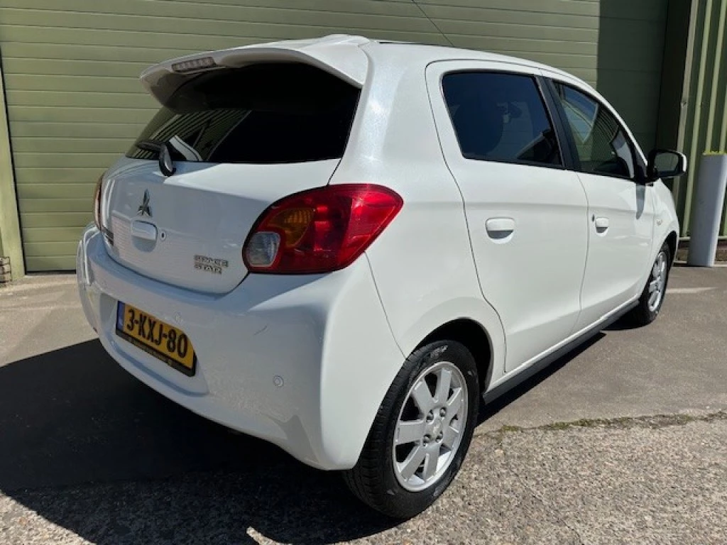 Hoofdafbeelding Mitsubishi Space Star