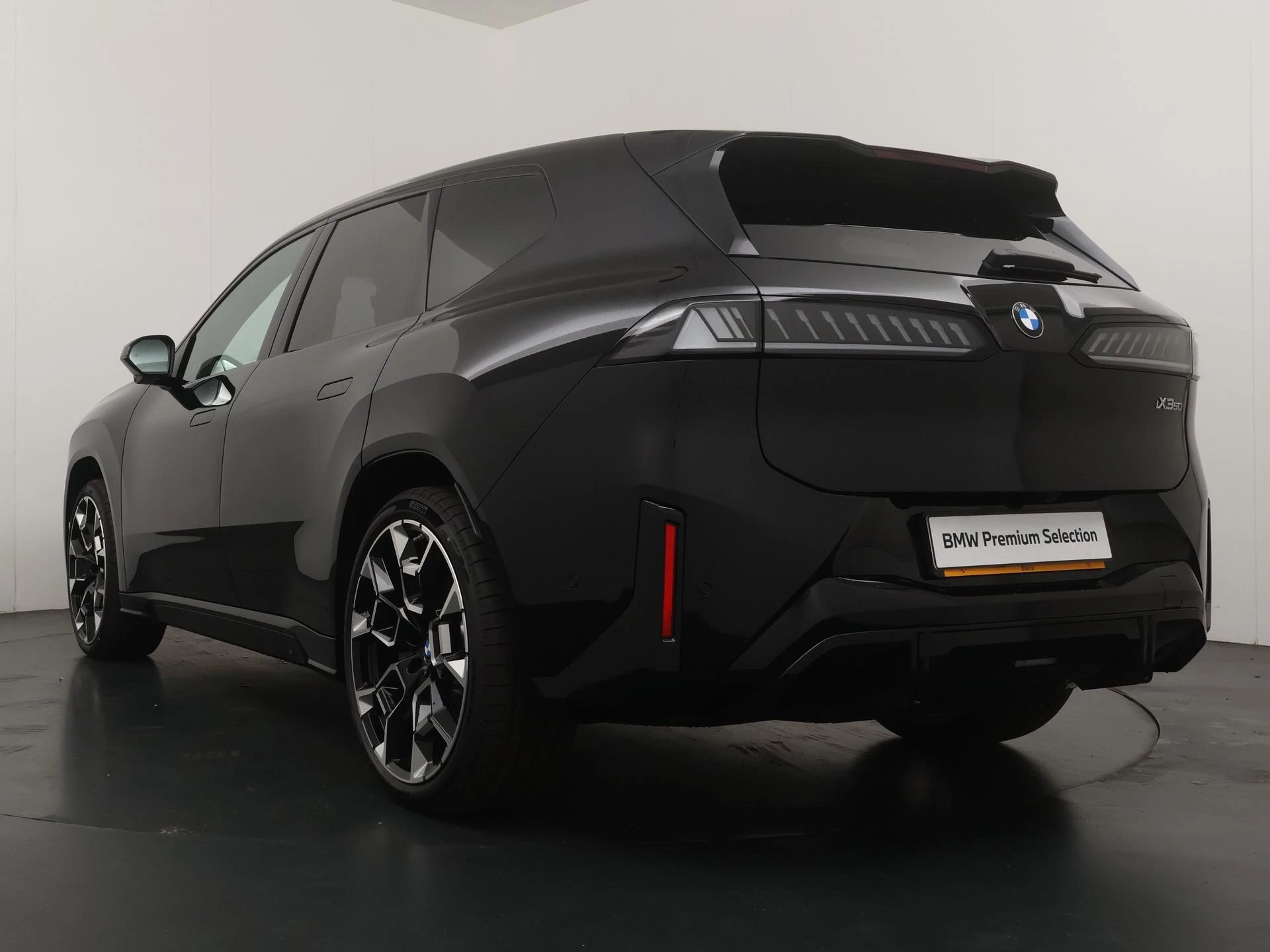 Hoofdafbeelding BMW iX3
