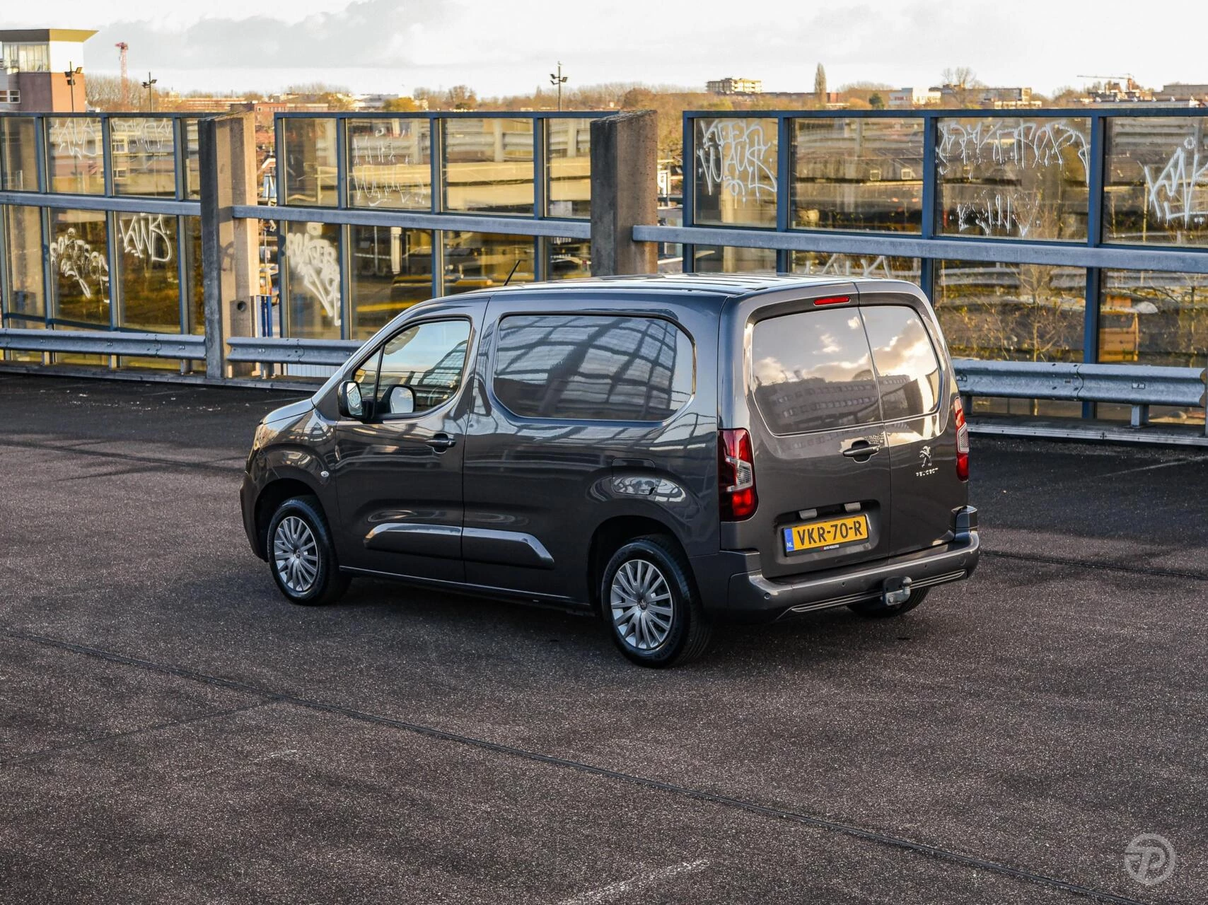 Hoofdafbeelding Peugeot Partner