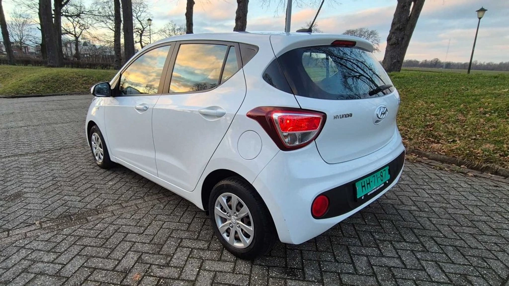 Hoofdafbeelding Hyundai i10