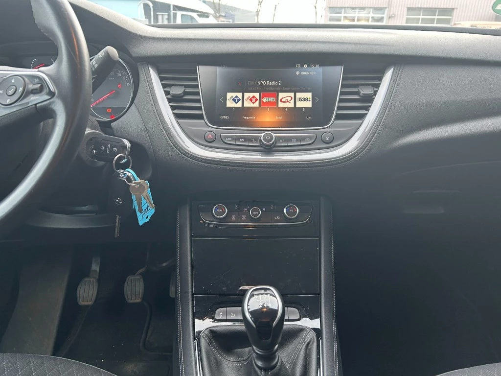 Hoofdafbeelding Opel Grandland X
