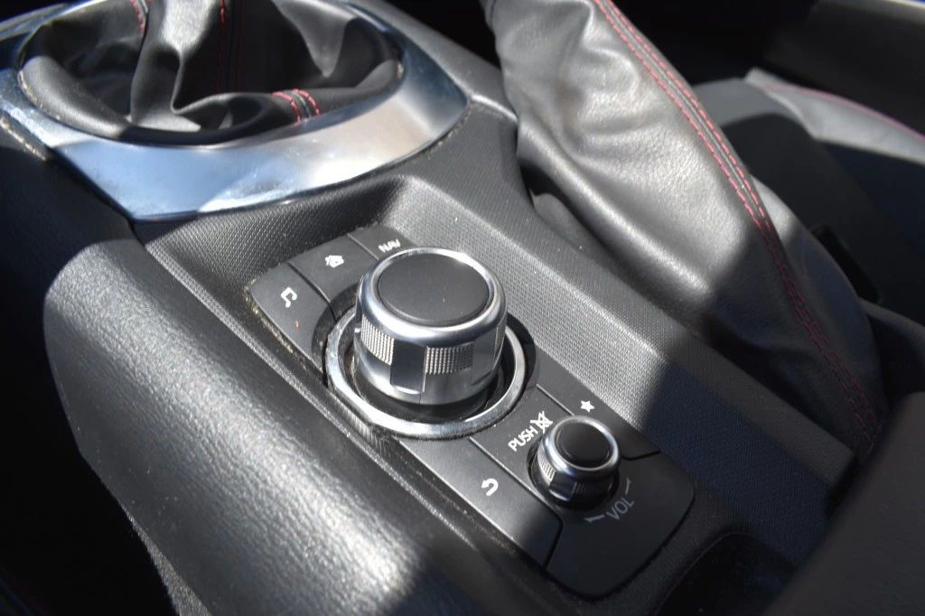 Hoofdafbeelding Mazda MX-5