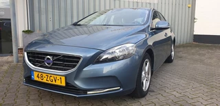 Volvo V40 1.6 T3 MOMENTUM Camera