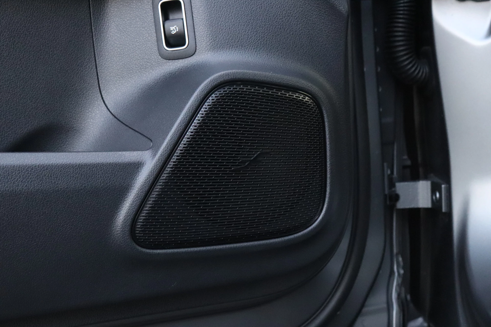 Hoofdafbeelding Mercedes-Benz EQA