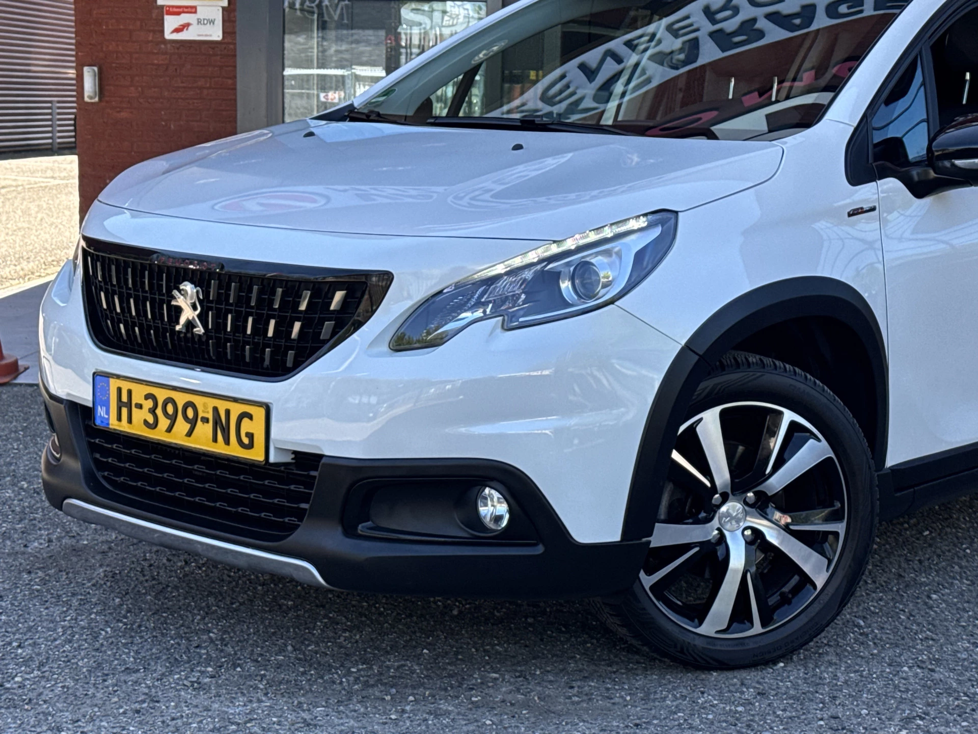 Hoofdafbeelding Peugeot 2008