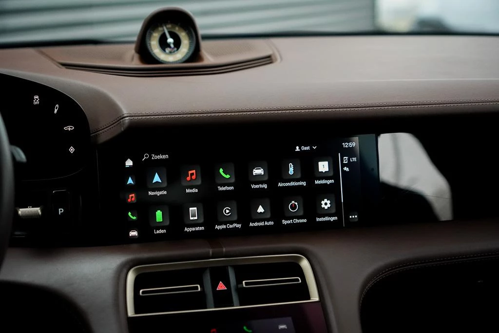 Hoofdafbeelding Porsche Taycan