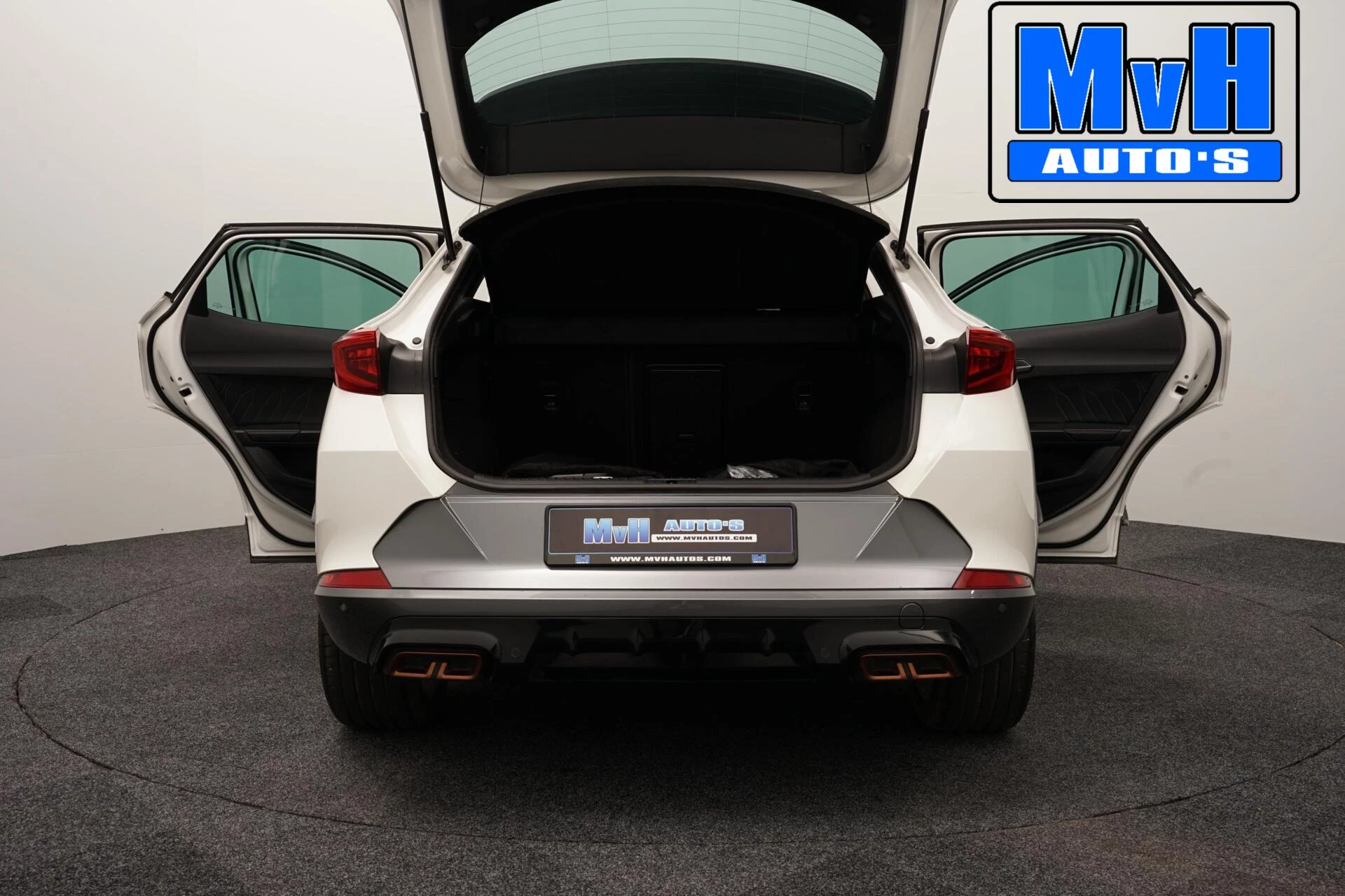 Hoofdafbeelding CUPRA Formentor