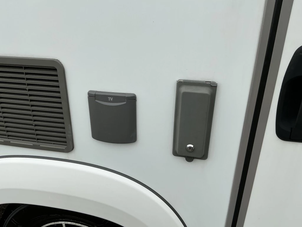 Hoofdafbeelding Bürstner Ixeo Bt6801