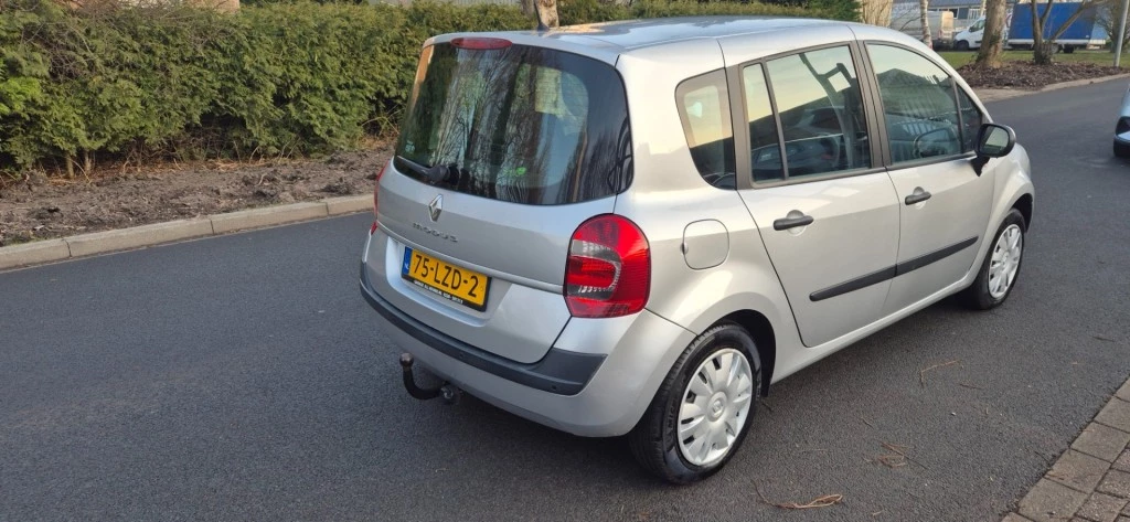 Hoofdafbeelding Renault Modus