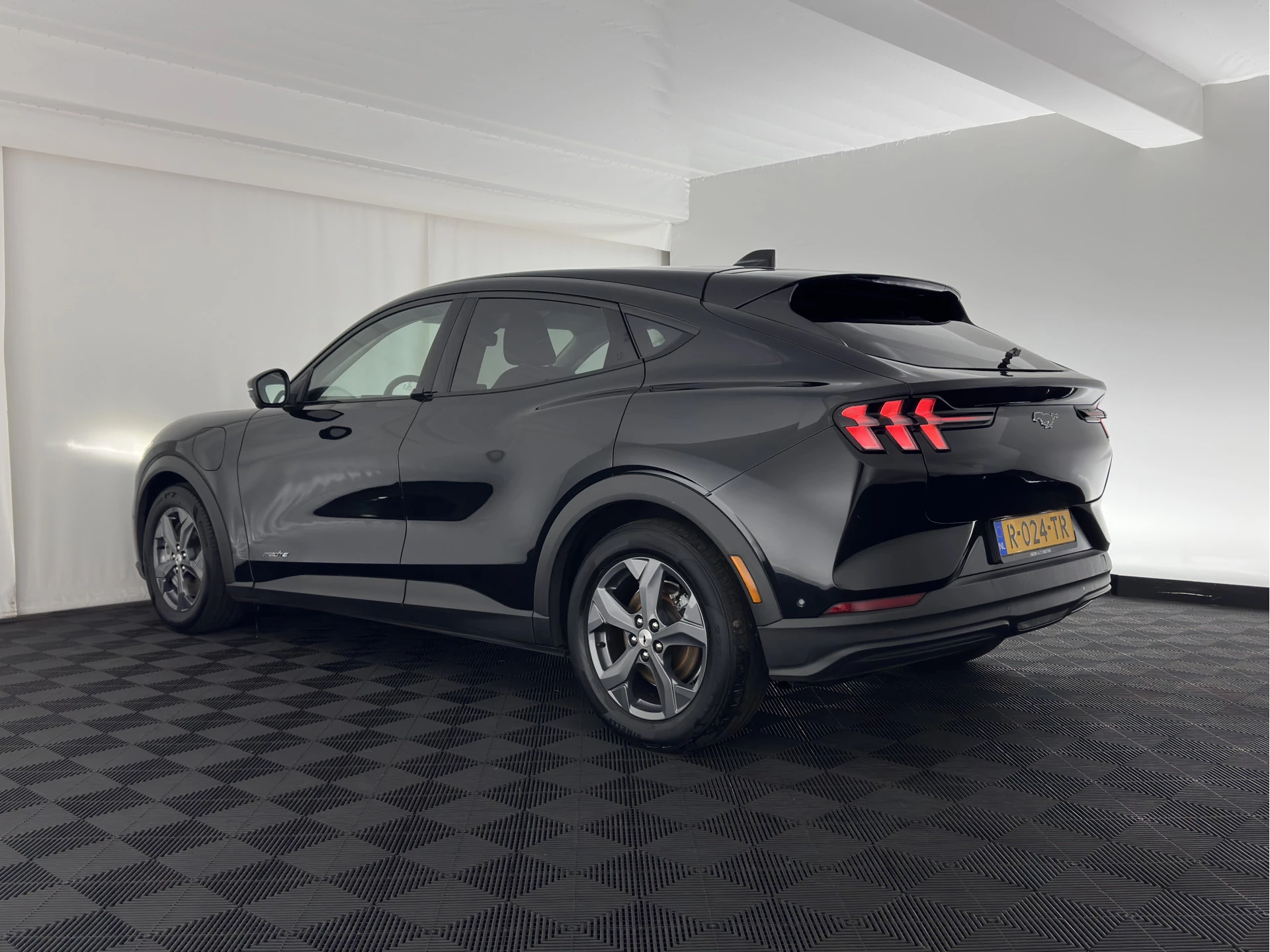 Hoofdafbeelding Ford Mustang Mach-E