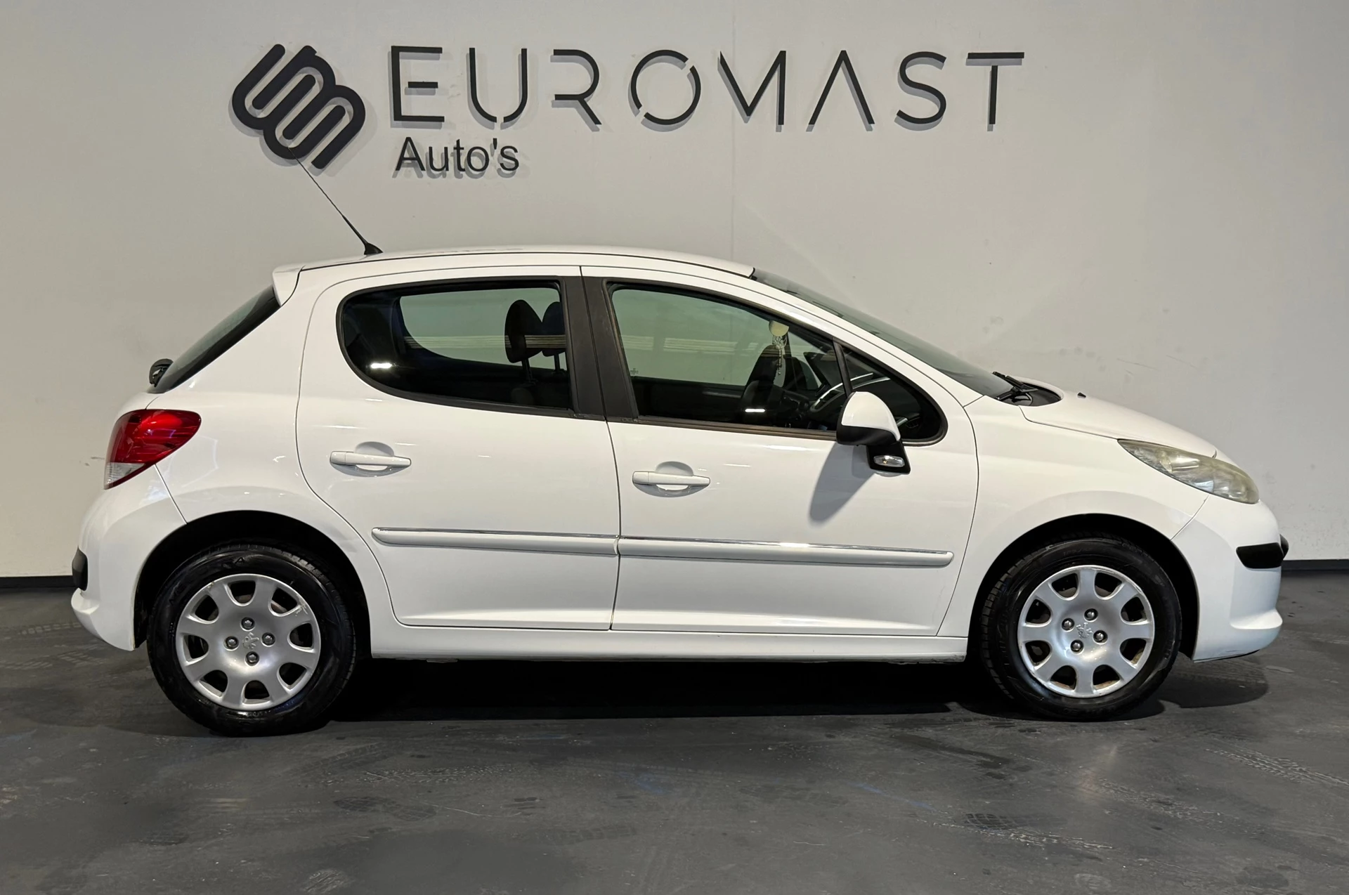 Hoofdafbeelding Peugeot 207