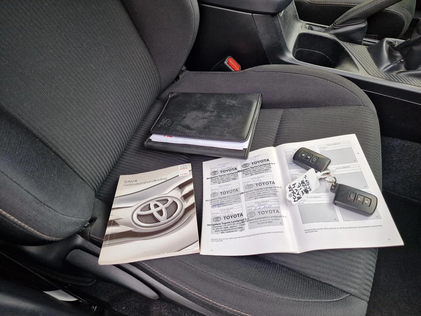 Hoofdafbeelding Toyota RAV4