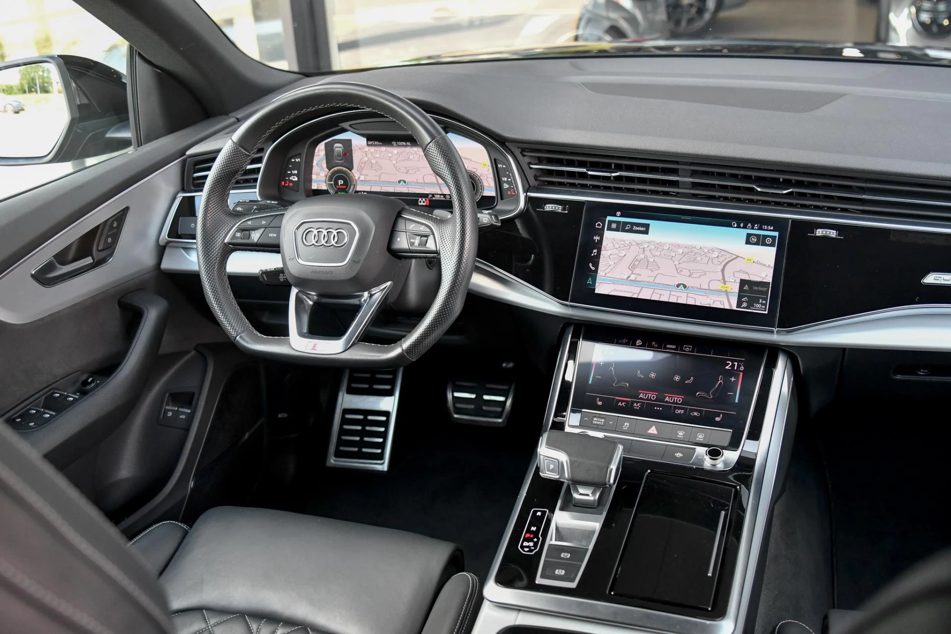 Hoofdafbeelding Audi Q8