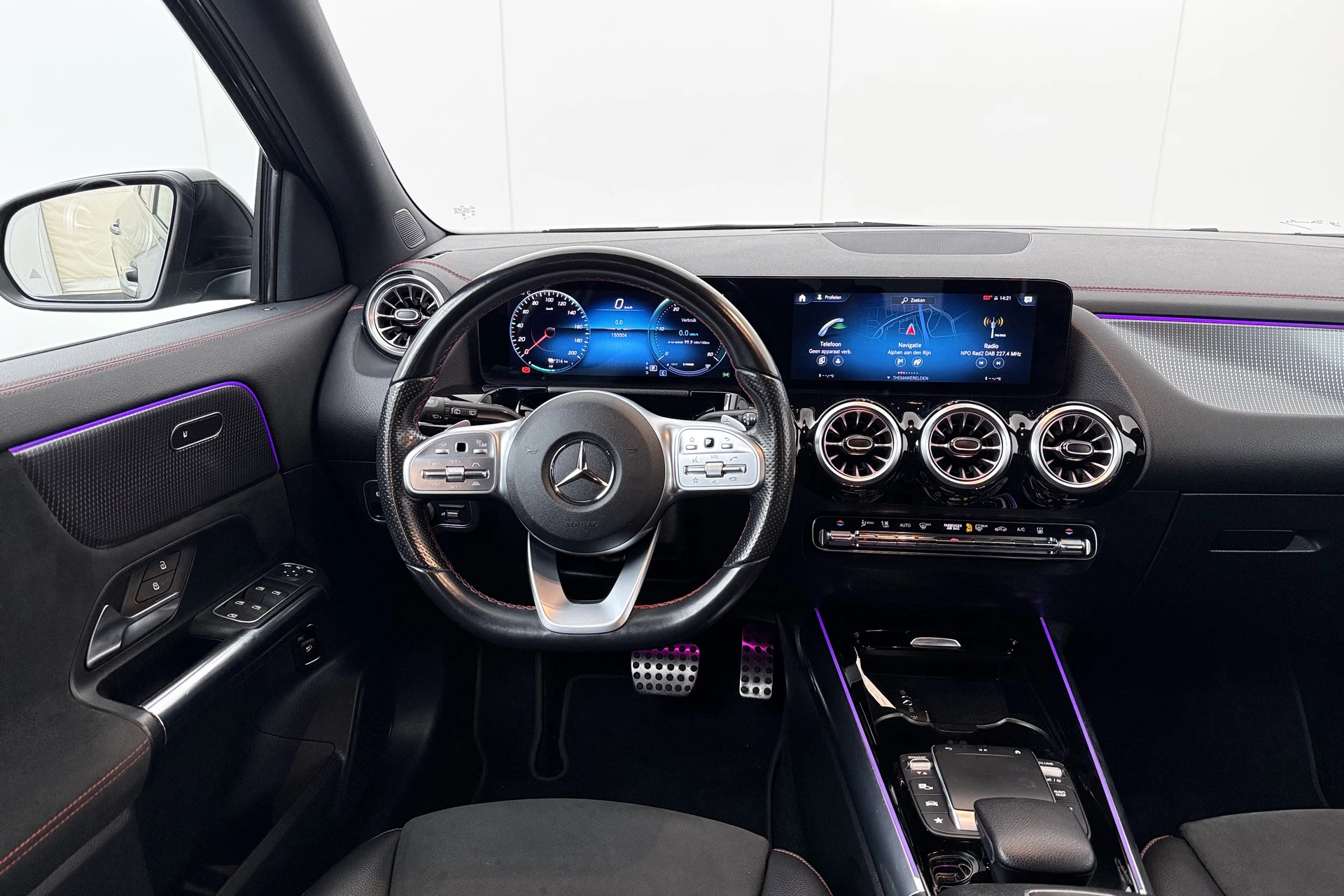 Hoofdafbeelding Mercedes-Benz EQA