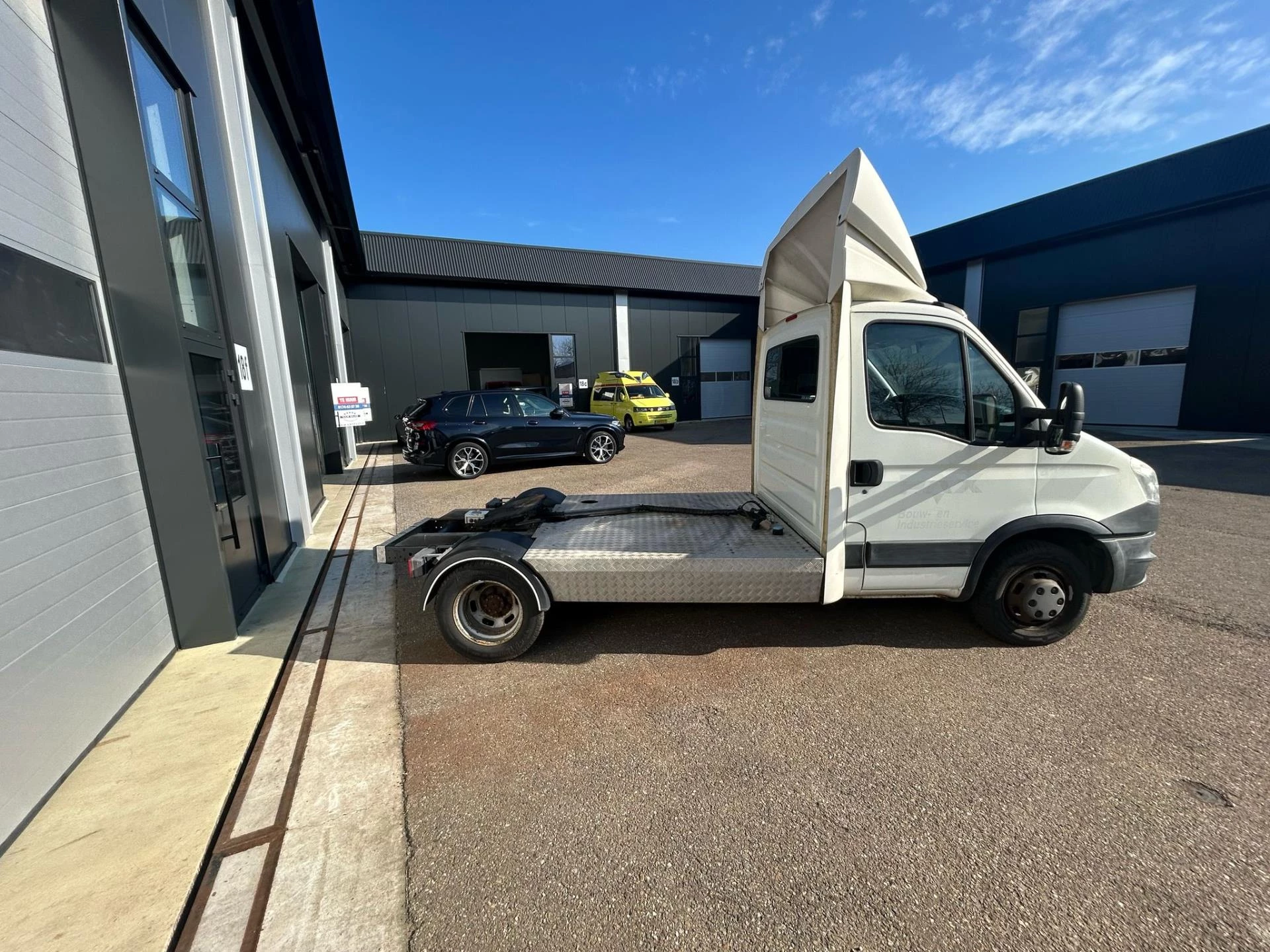 Hoofdafbeelding Iveco 50C21 3 pers airco 204 pk