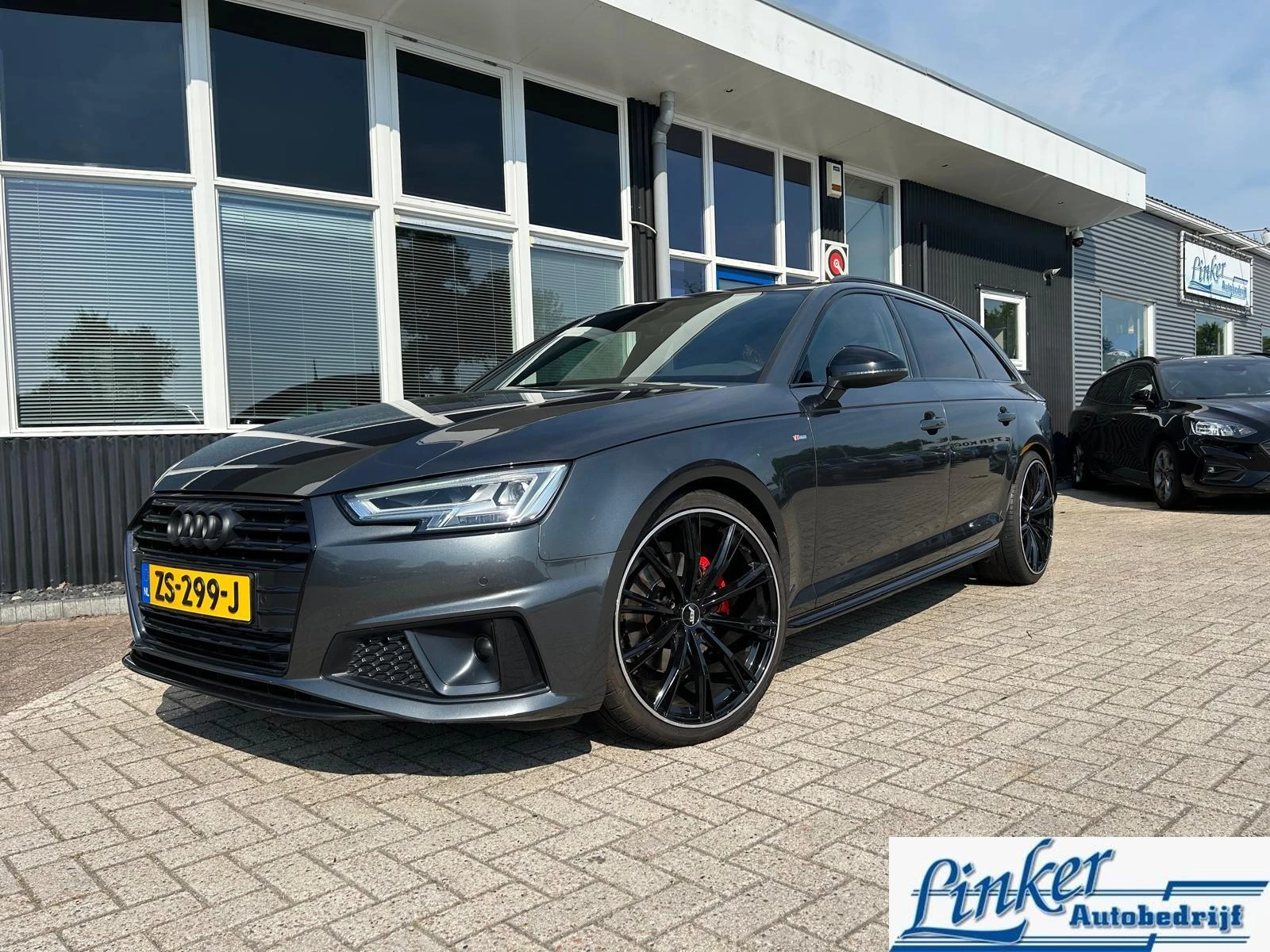Hoofdafbeelding Audi A4