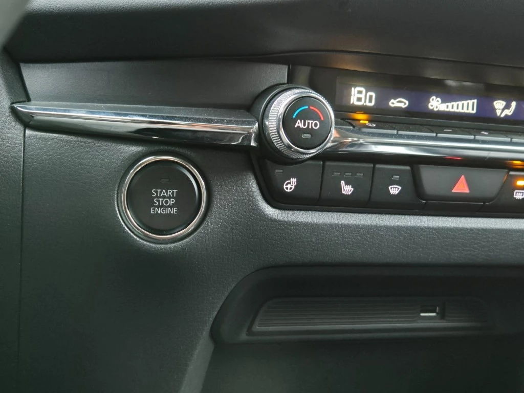 Hoofdafbeelding Mazda CX-30