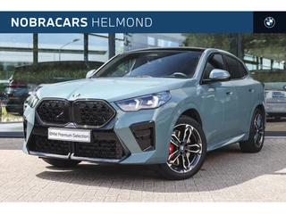 BMW X2 sDrive20i High Executive M Sport Automaat / Panoramadak / Sportstoelen / Adaptieve LED / M Adaptief onderstel / Parking Assistant Plus / Stuurverwarming