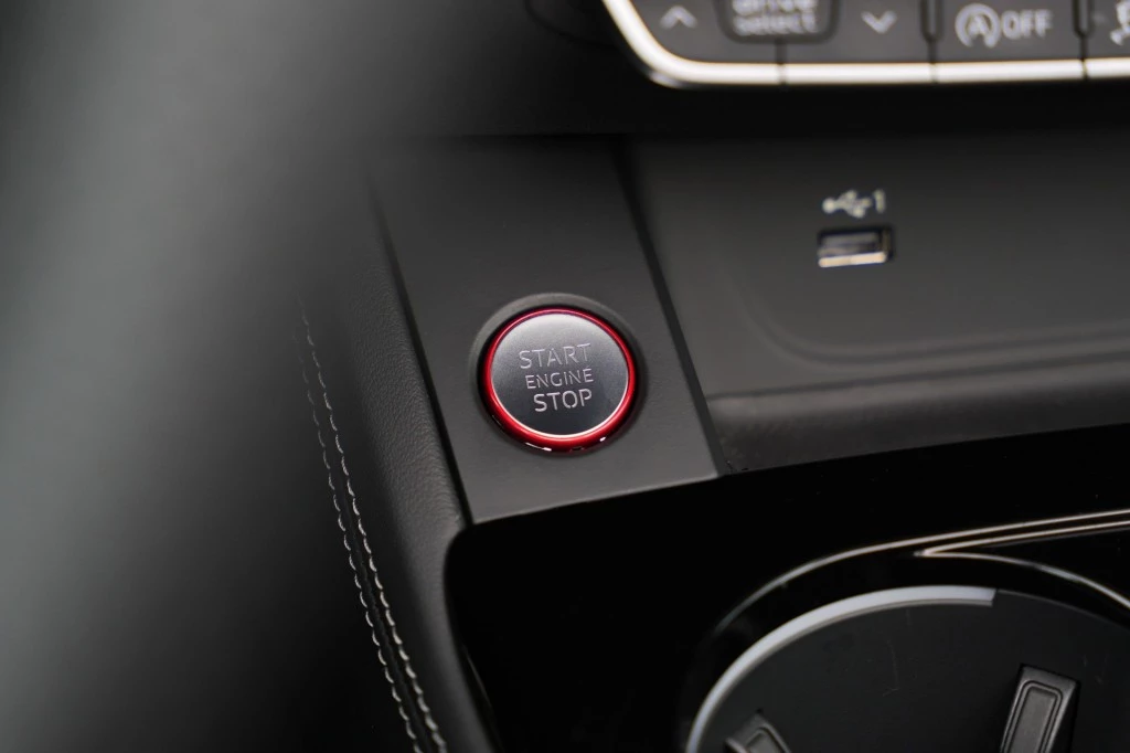 Hoofdafbeelding Audi S5