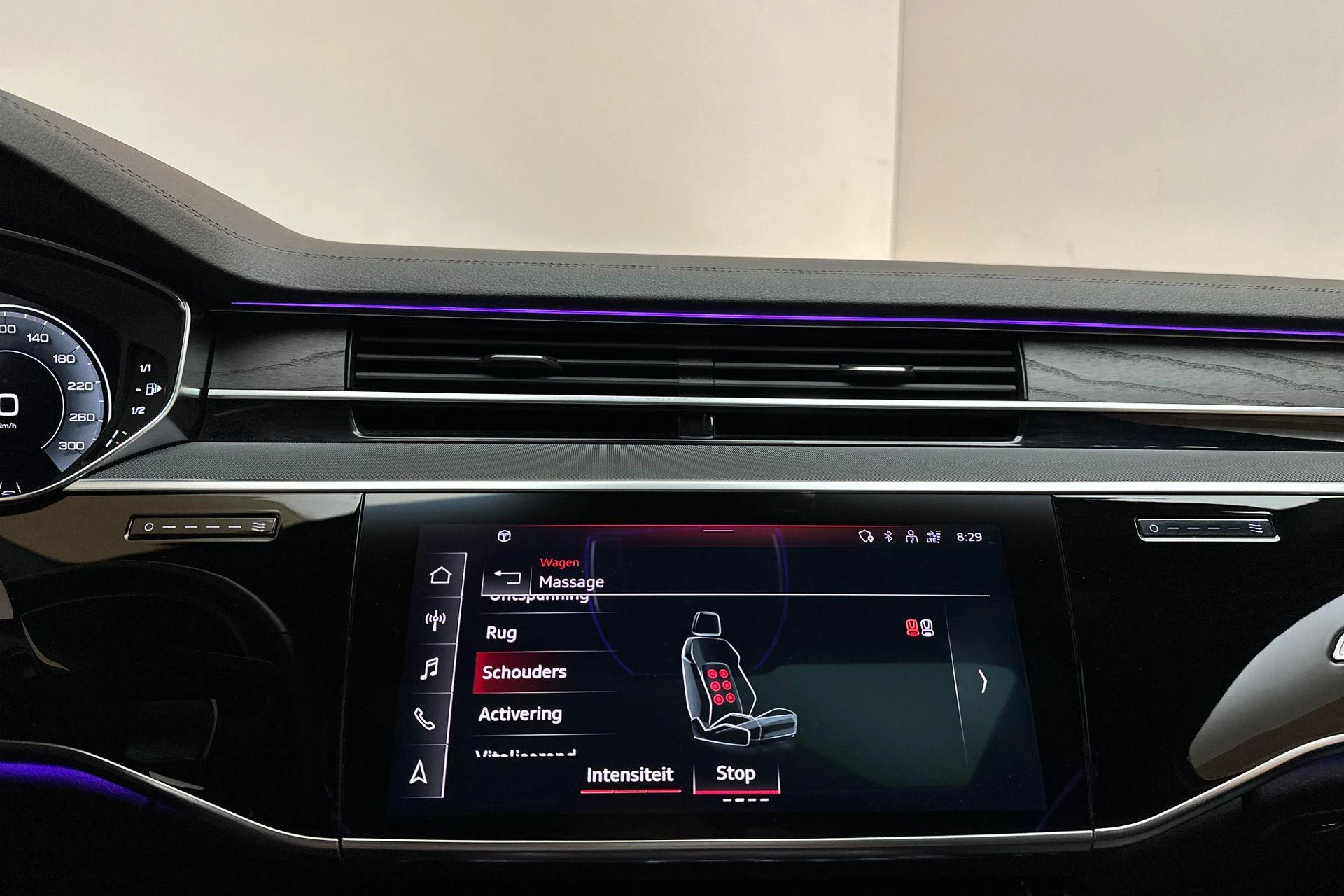 Hoofdafbeelding Audi A8