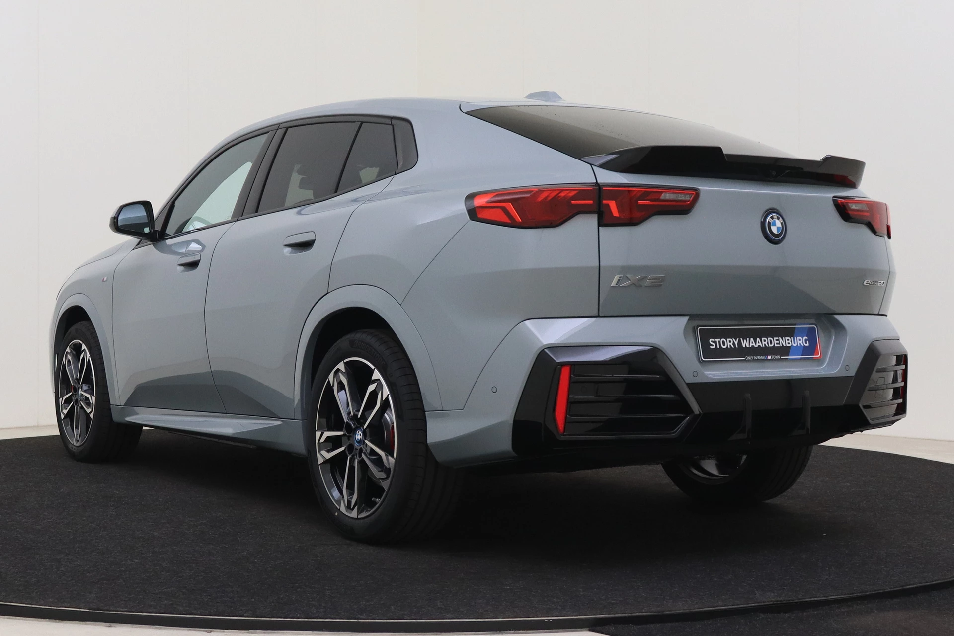 Hoofdafbeelding BMW iX2