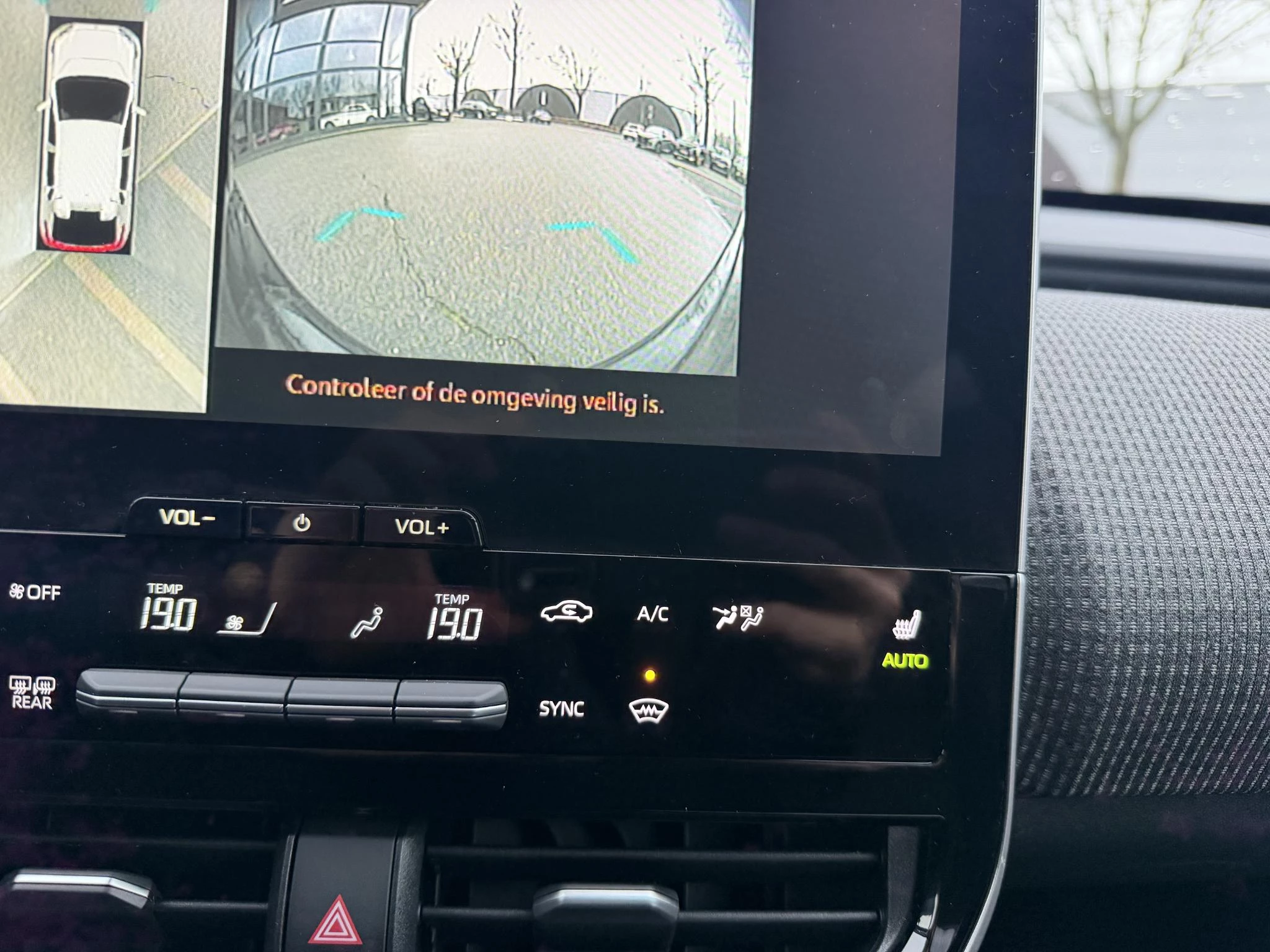 Hoofdafbeelding Toyota bZ4X