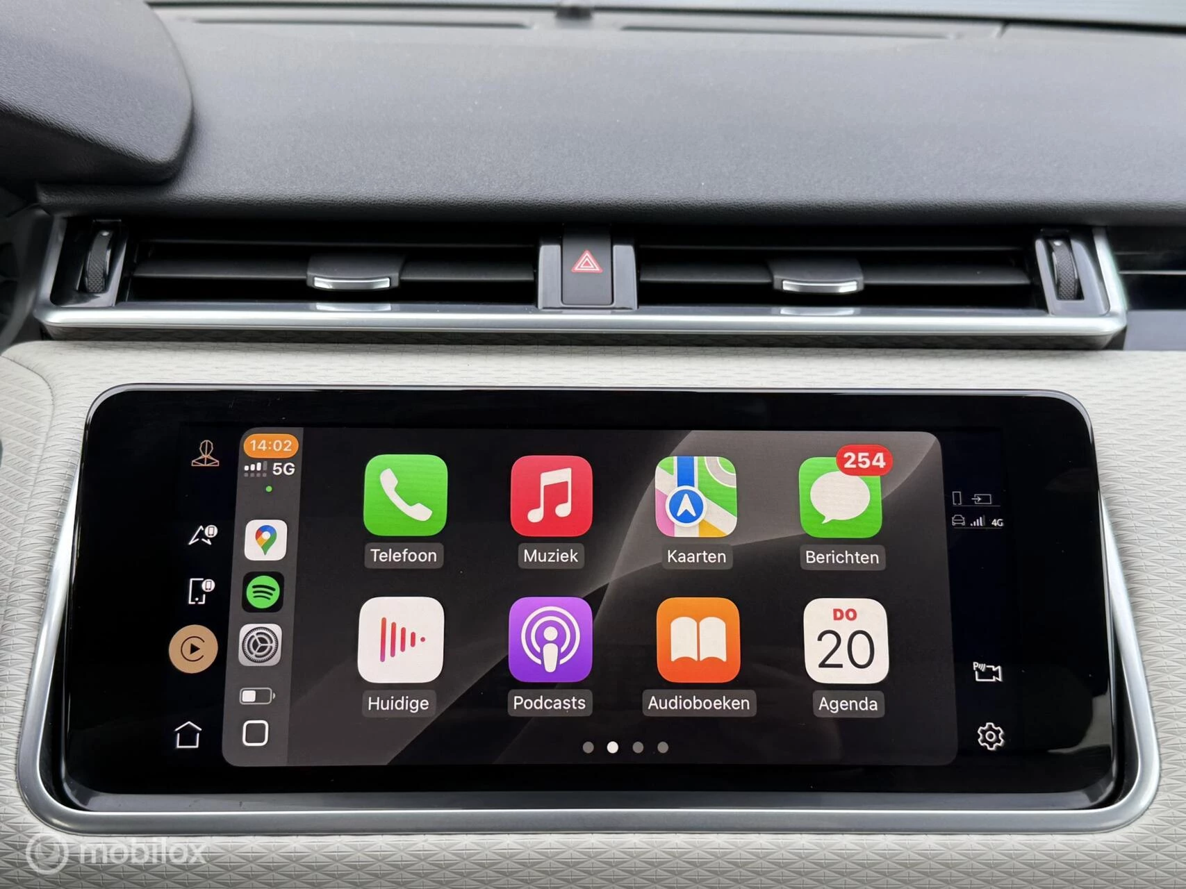 Hoofdafbeelding Land Rover Range Rover Velar