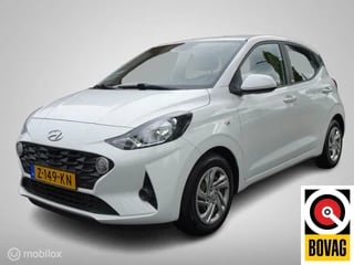 Hoofdafbeelding Hyundai i10 Hyundai i10 1.0 Comfort Parkeersensors, Stoel&Stuurverwarming !!!