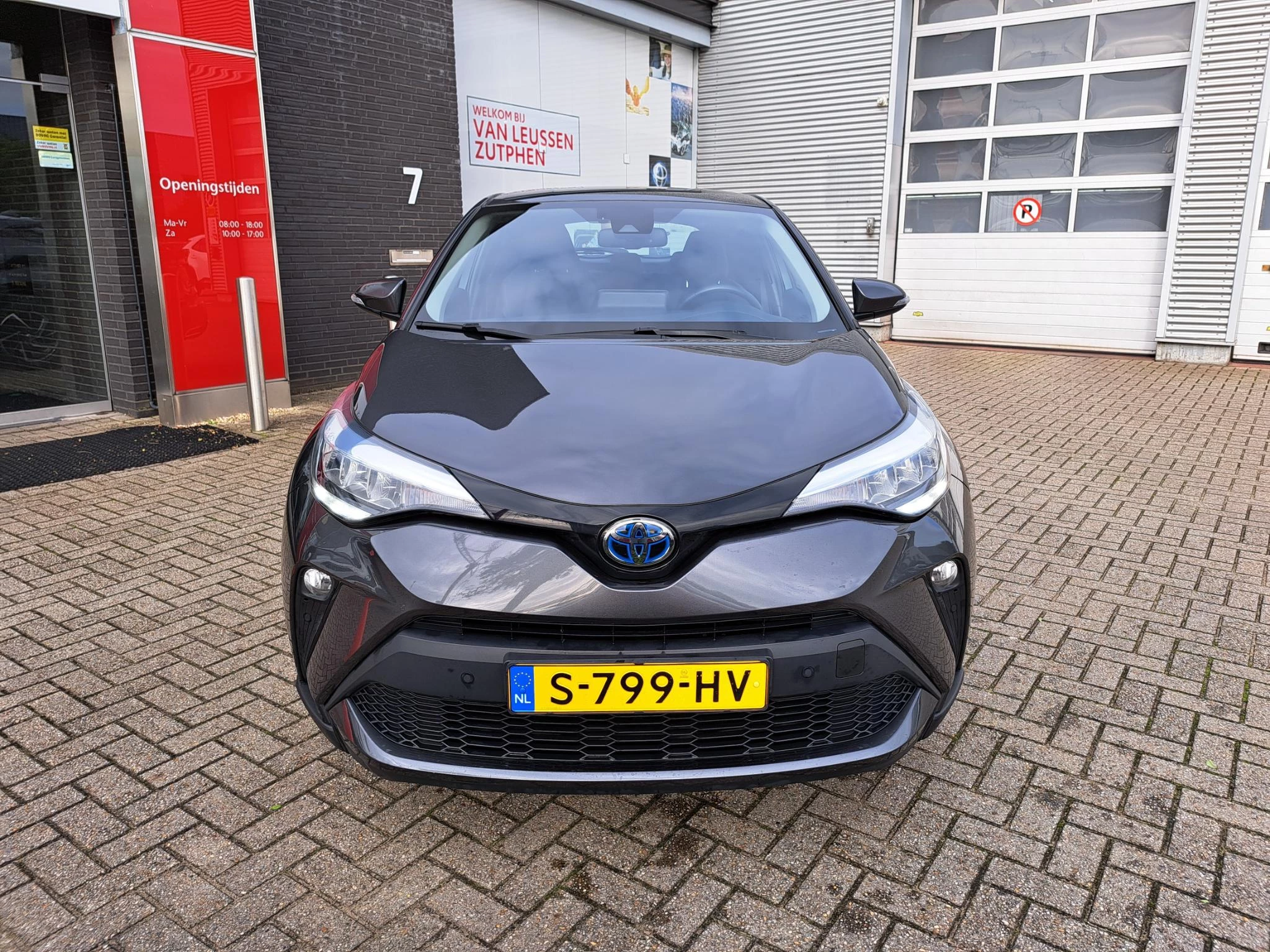 Hoofdafbeelding Toyota C-HR