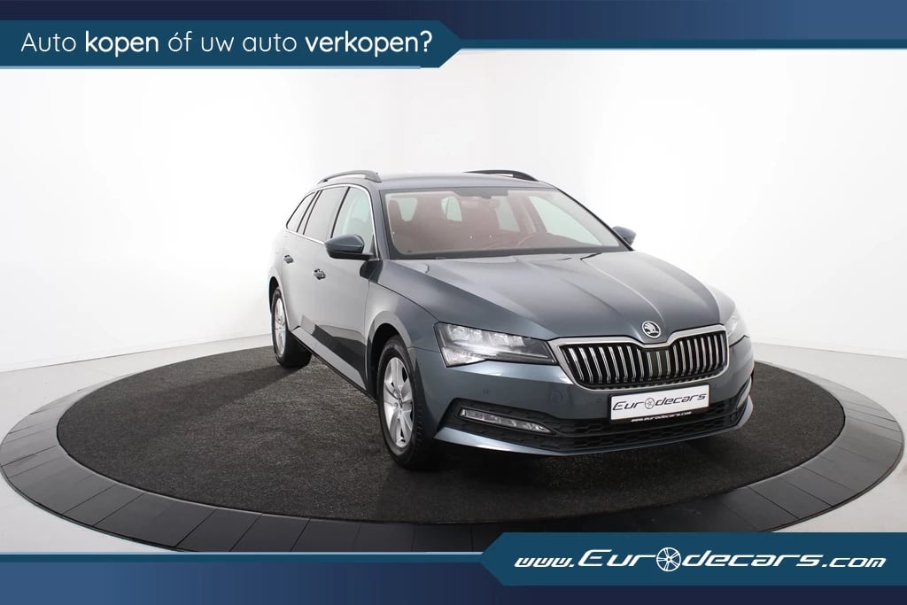 Hoofdafbeelding Škoda Superb