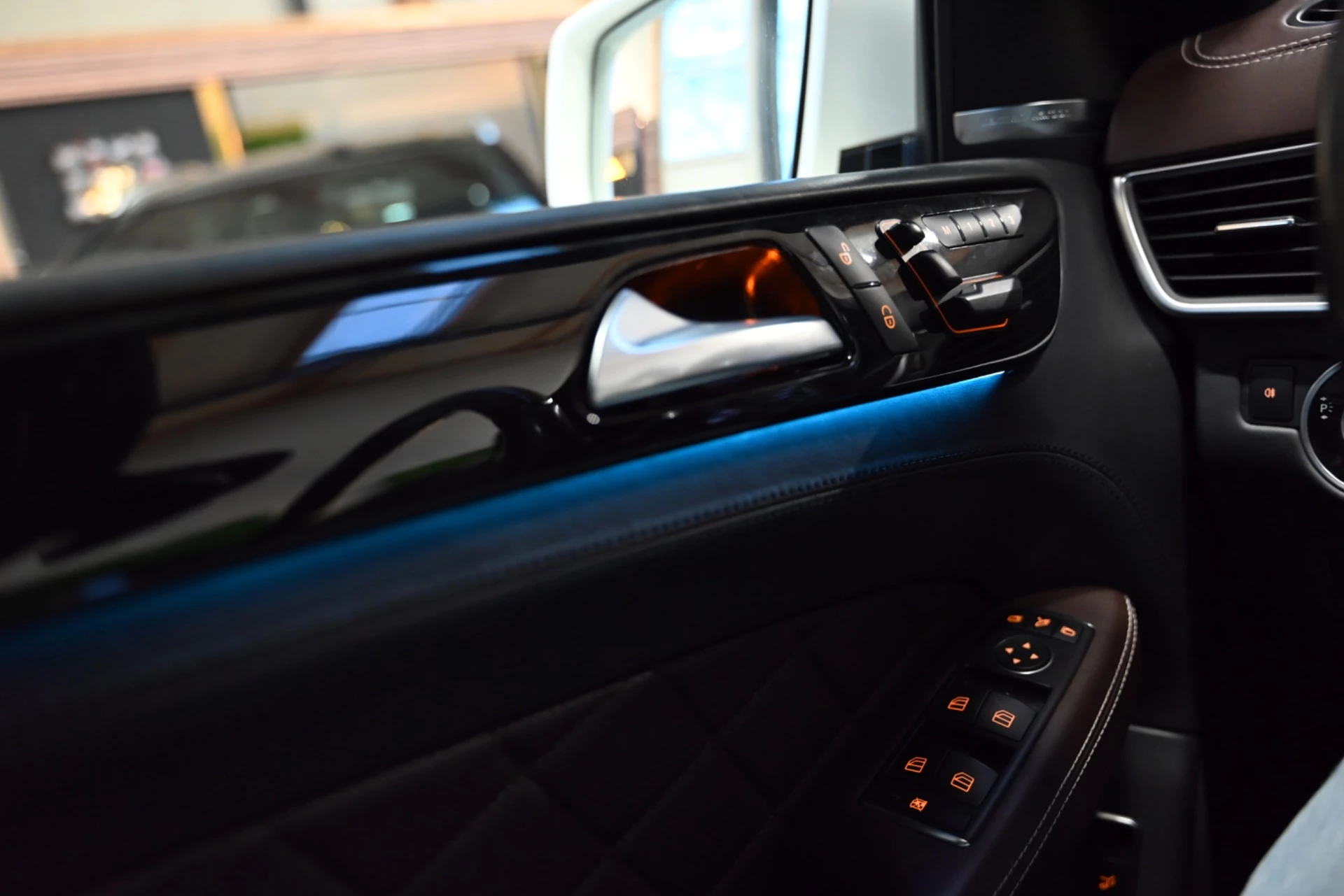 Hoofdafbeelding Mercedes-Benz M-Klasse