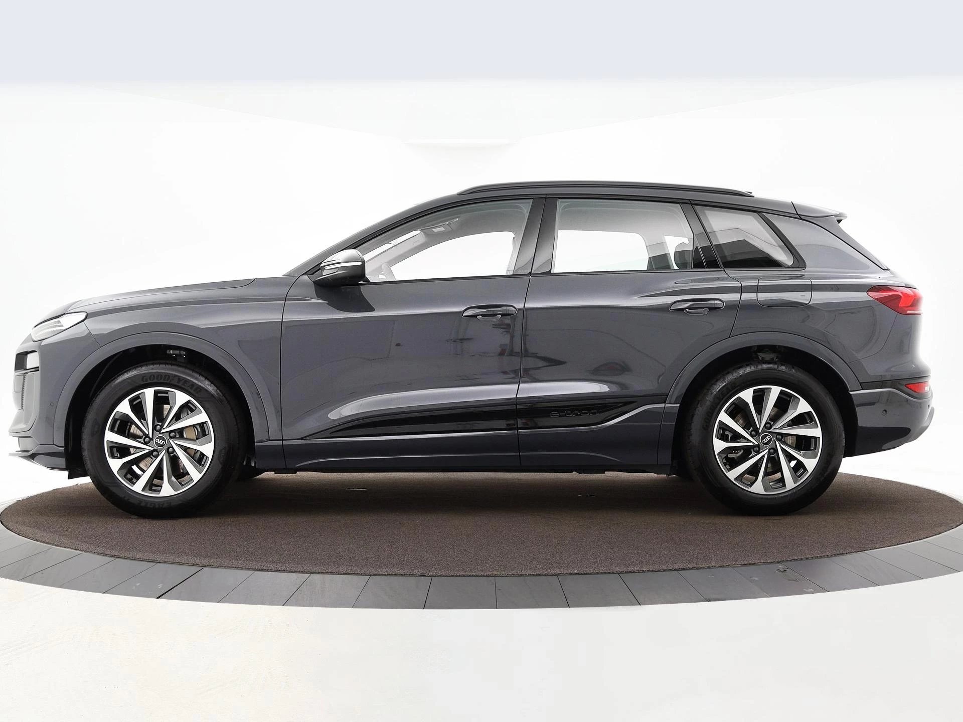 Hoofdafbeelding Audi Q6 e-tron