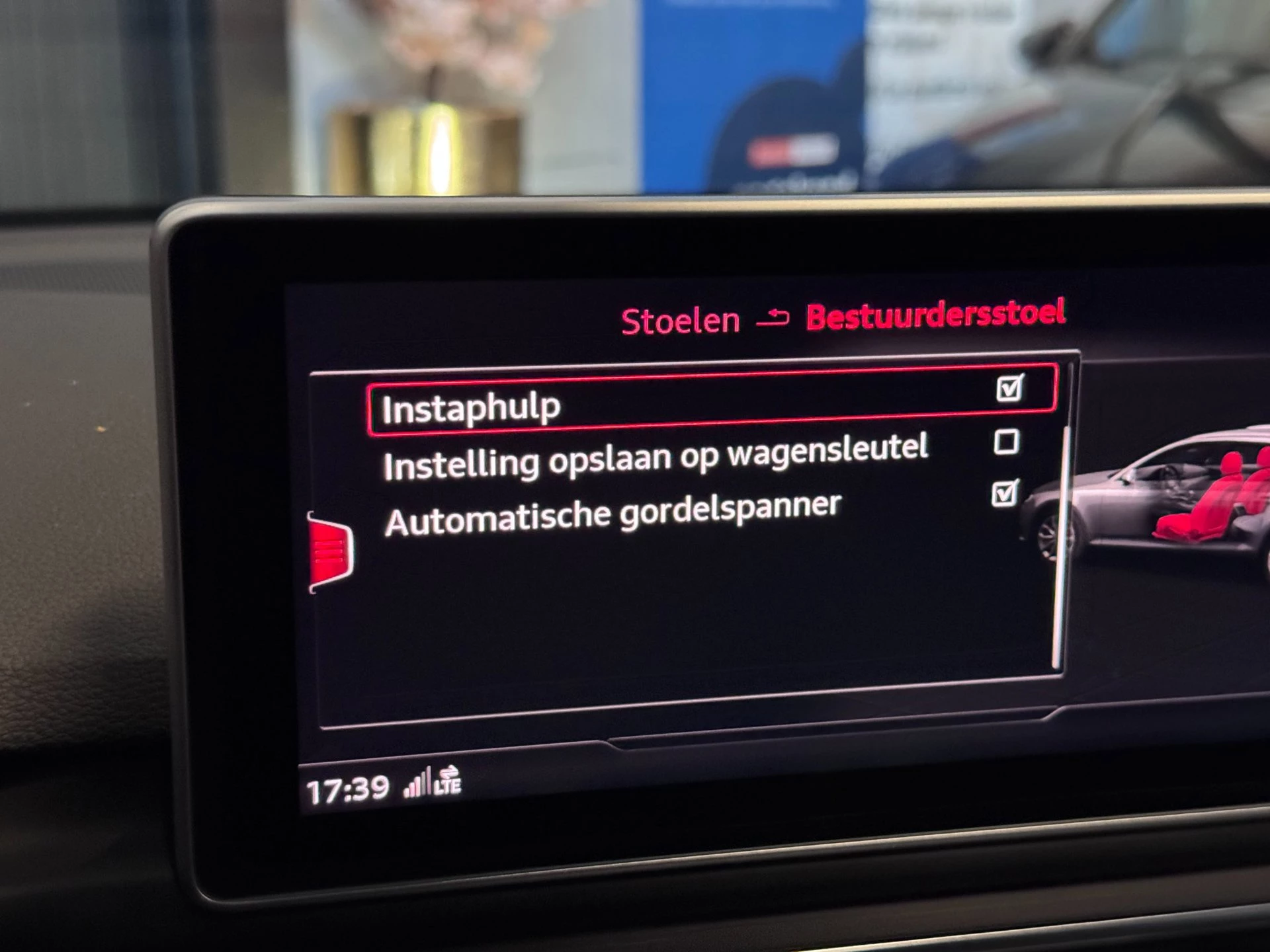 Hoofdafbeelding Audi S4