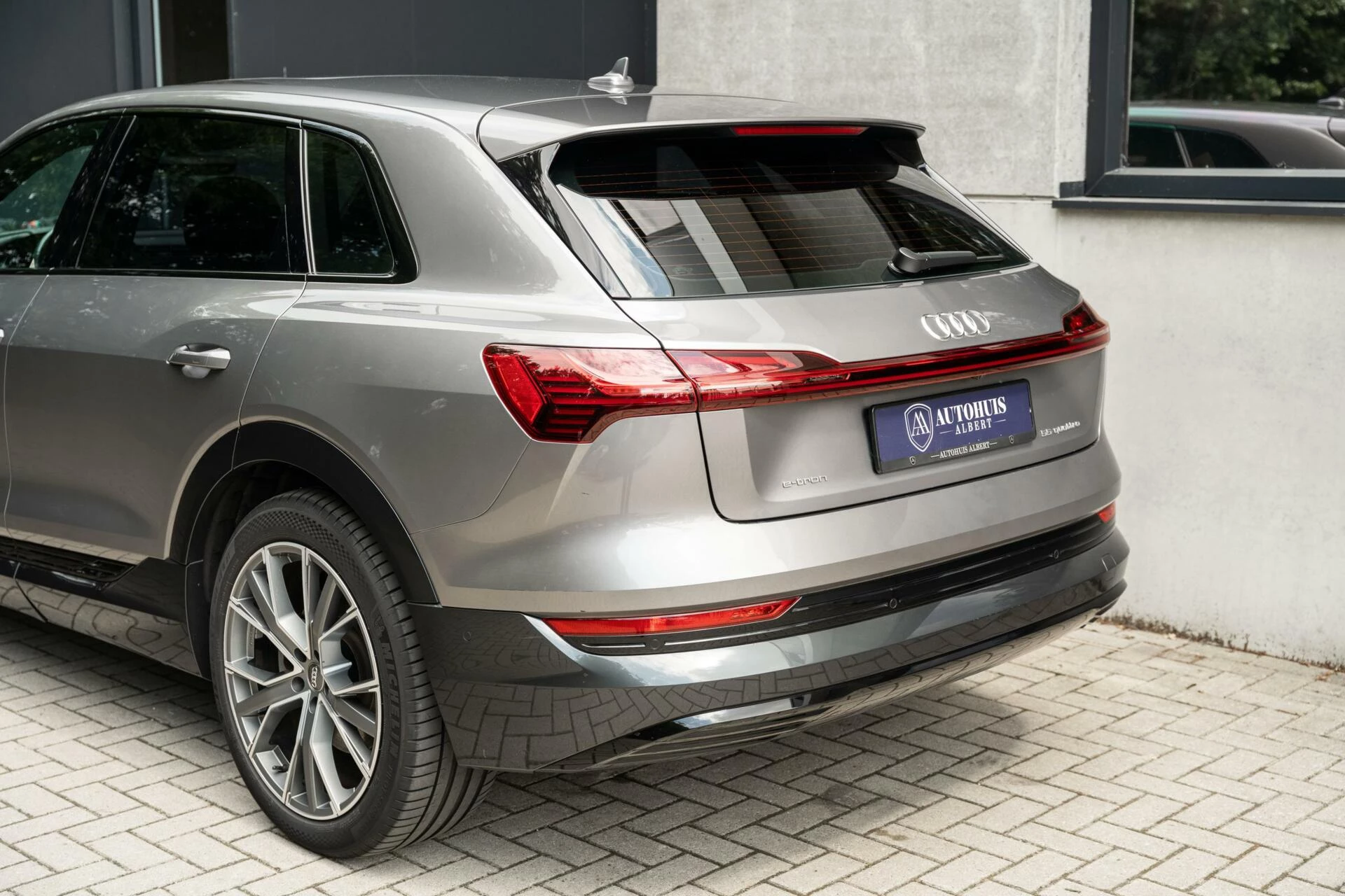 Hoofdafbeelding Audi e-tron