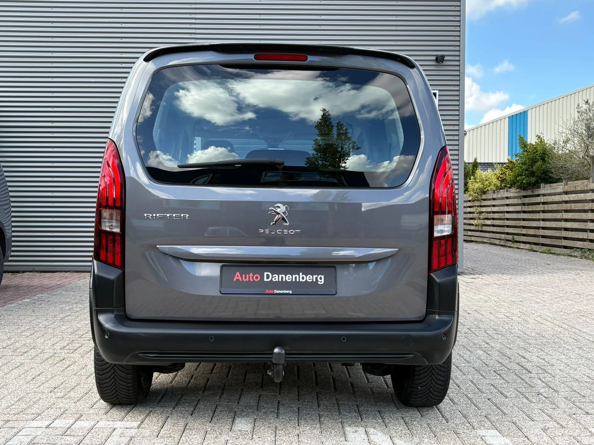 Hoofdafbeelding Peugeot Rifter