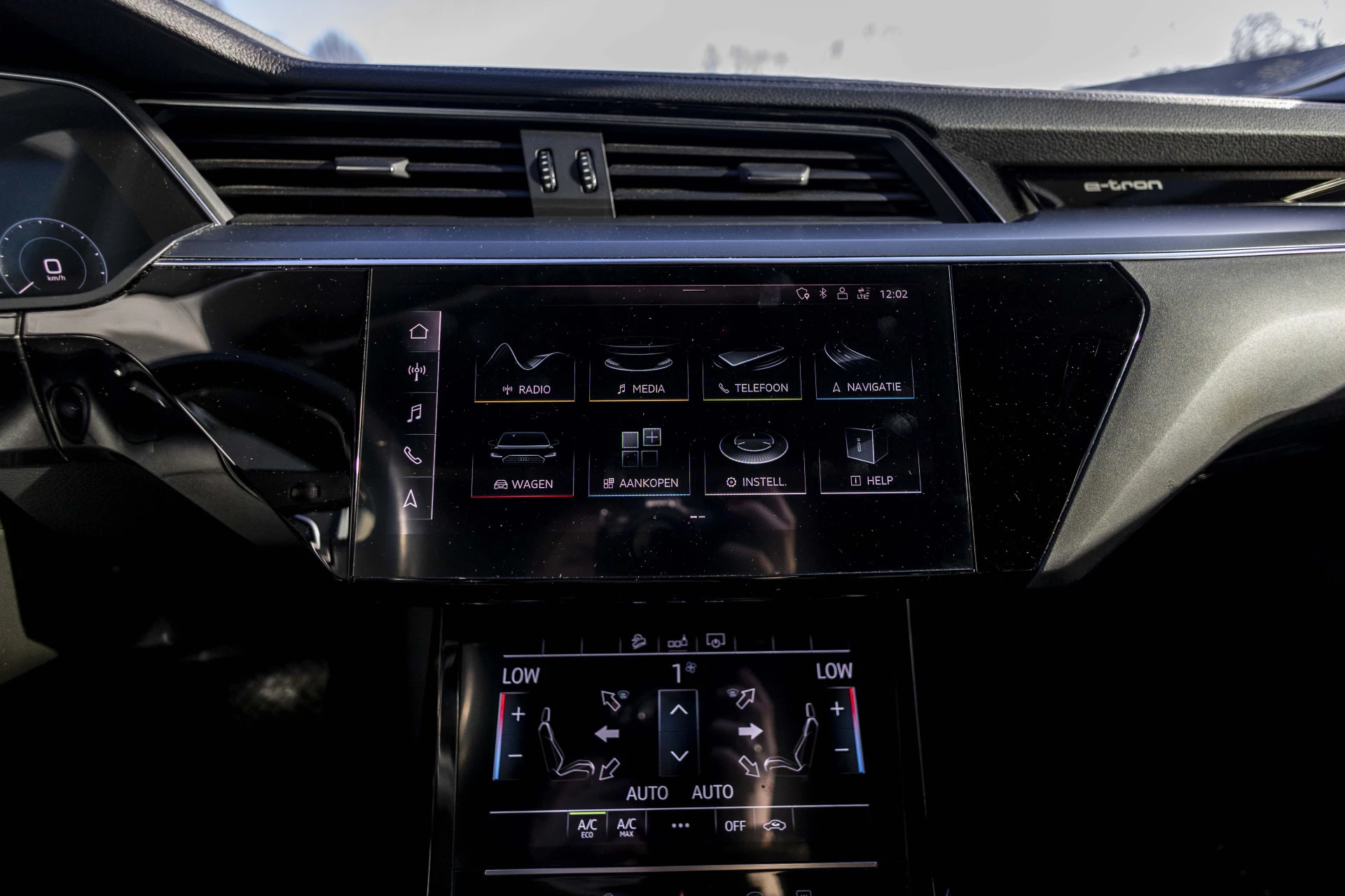 Hoofdafbeelding Audi e-tron