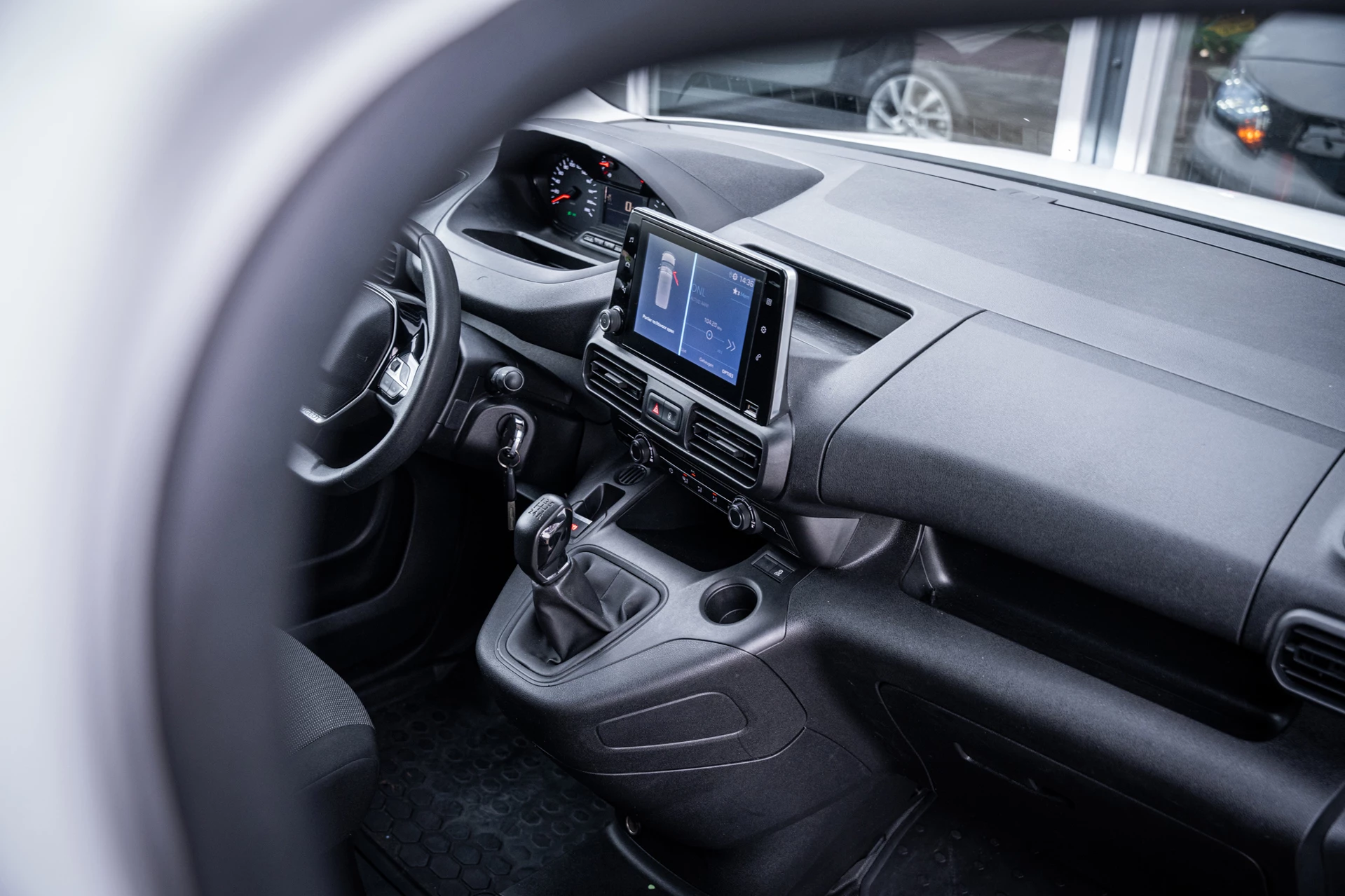 Hoofdafbeelding Peugeot Partner